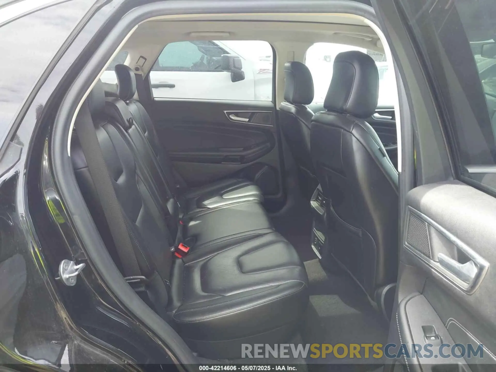 8 Фотография поврежденного автомобиля 2FMPK3K99MBA16882 FORD EDGE 2021