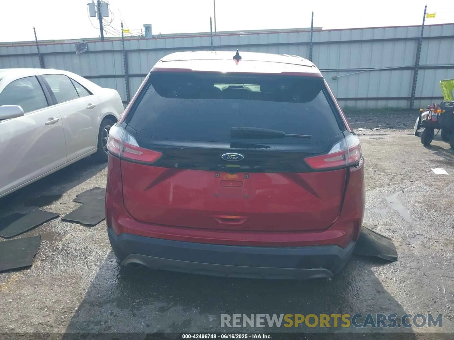 16 Photograph of a damaged car 2FMPK3K9XMBA39314 FORD EDGE 2021