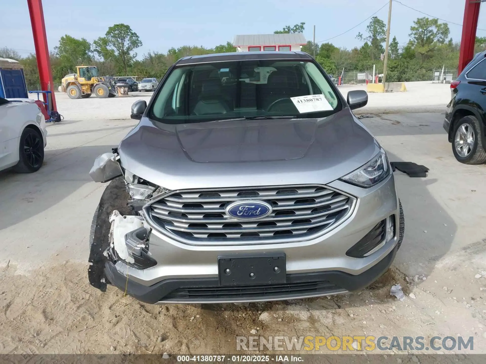 12 Photograph of a damaged car 2FMPK4J91MBA04961 FORD EDGE 2021