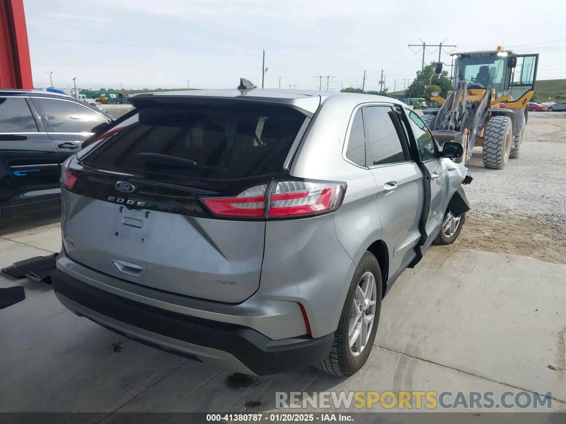 4 Photograph of a damaged car 2FMPK4J91MBA04961 FORD EDGE 2021