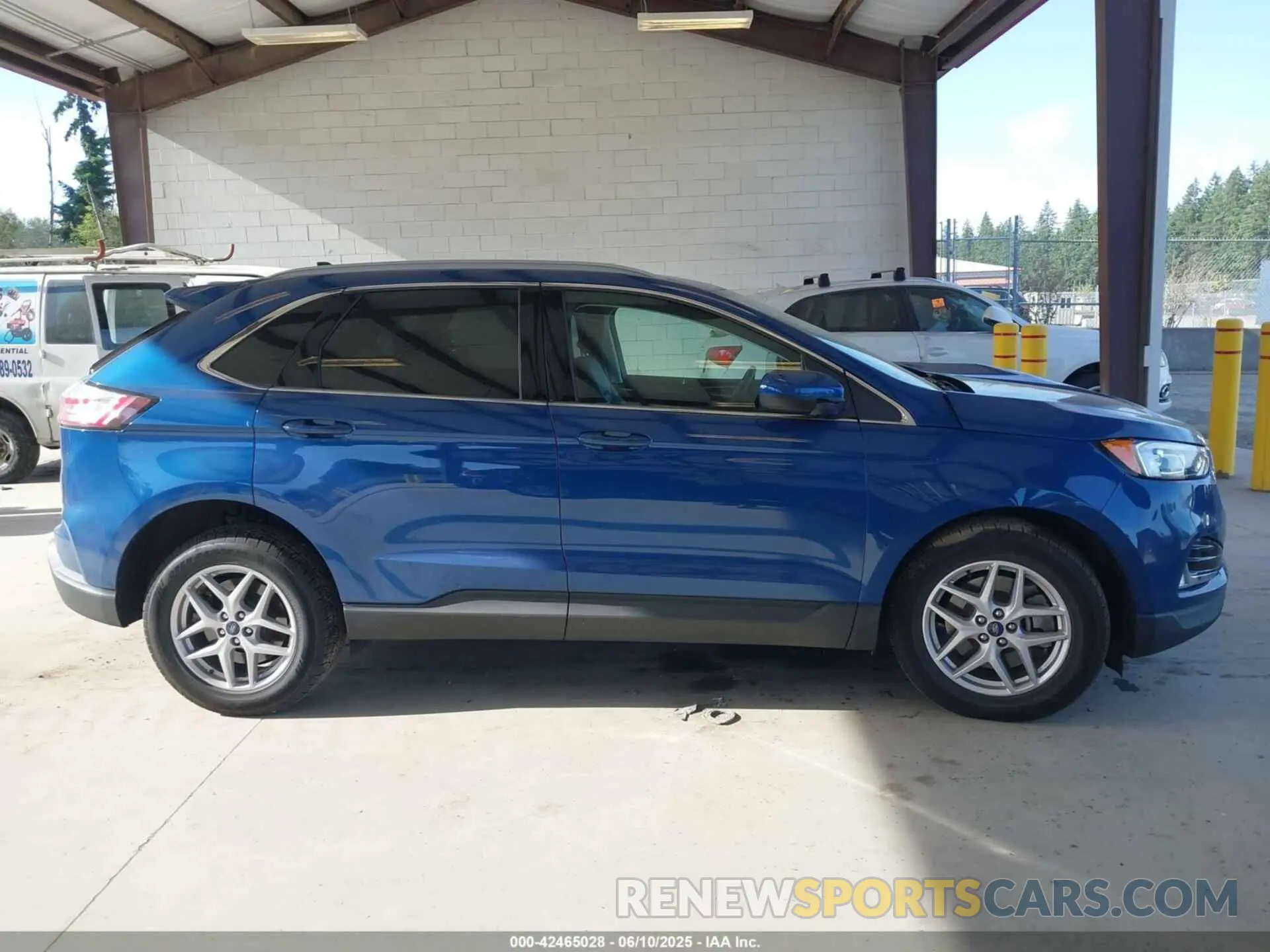 14 Photograph of a damaged car 2FMPK4J91MBA09397 FORD EDGE 2021