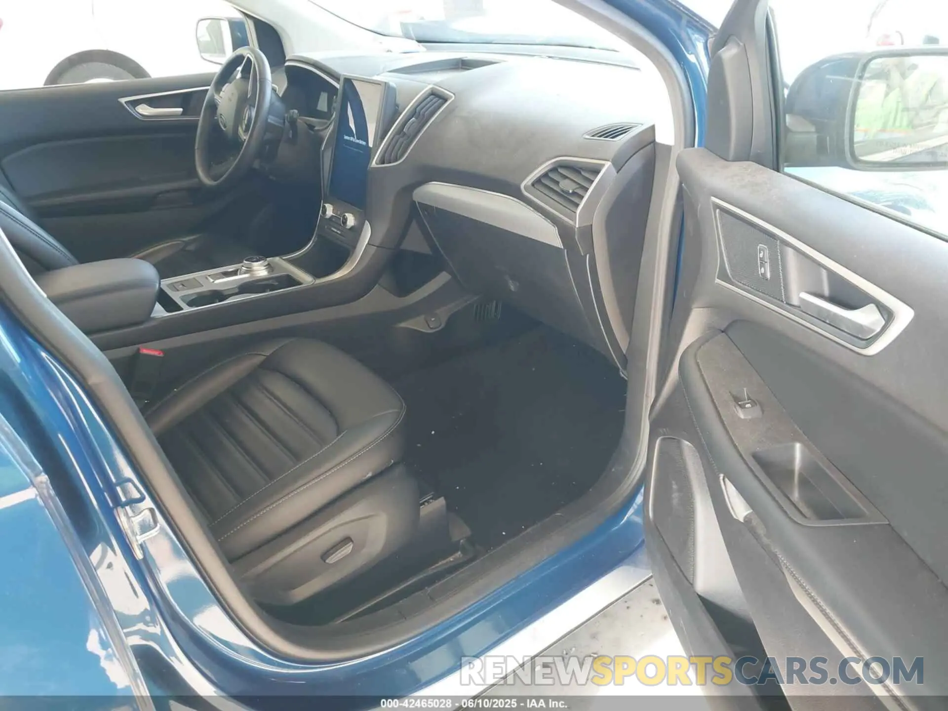 5 Photograph of a damaged car 2FMPK4J91MBA09397 FORD EDGE 2021