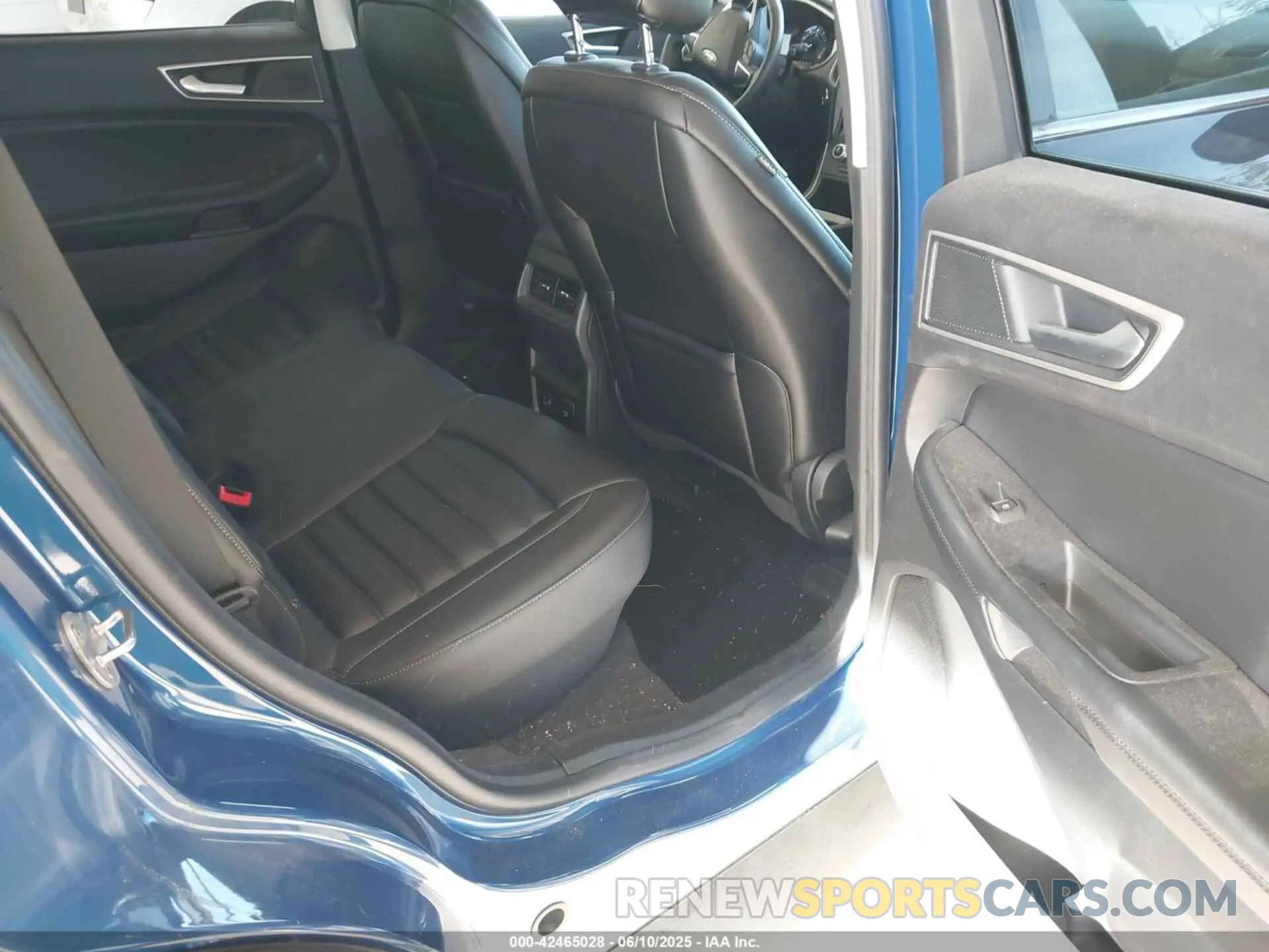 8 Photograph of a damaged car 2FMPK4J91MBA09397 FORD EDGE 2021