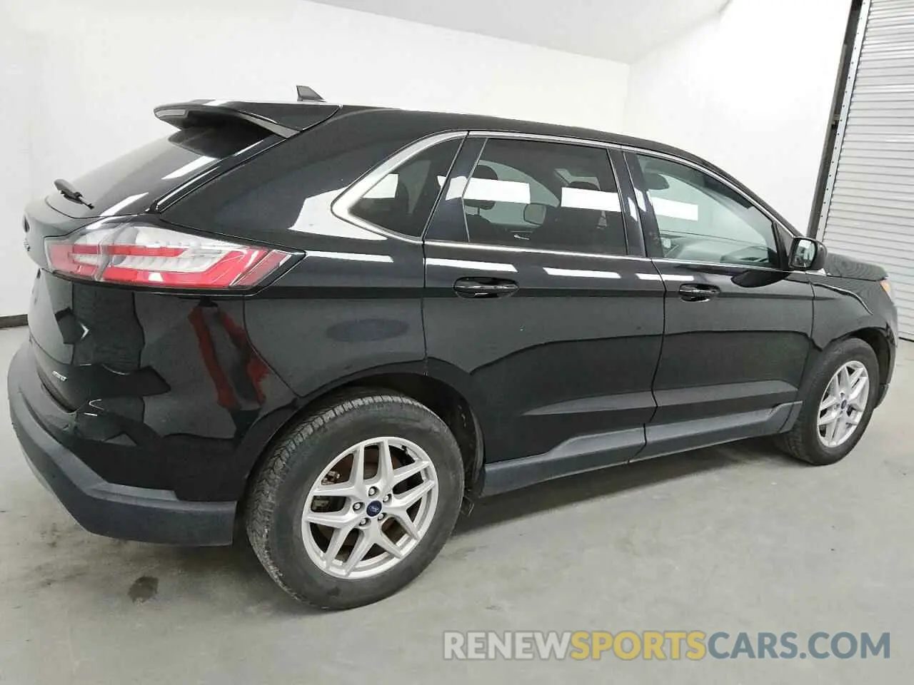 3 Photograph of a damaged car 2FMPK4J91MBA26510 FORD EDGE 2021