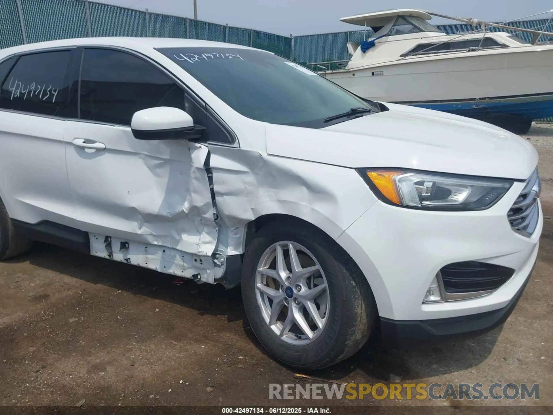 6 Photograph of a damaged car 2FMPK4J92MBA02085 FORD EDGE 2021