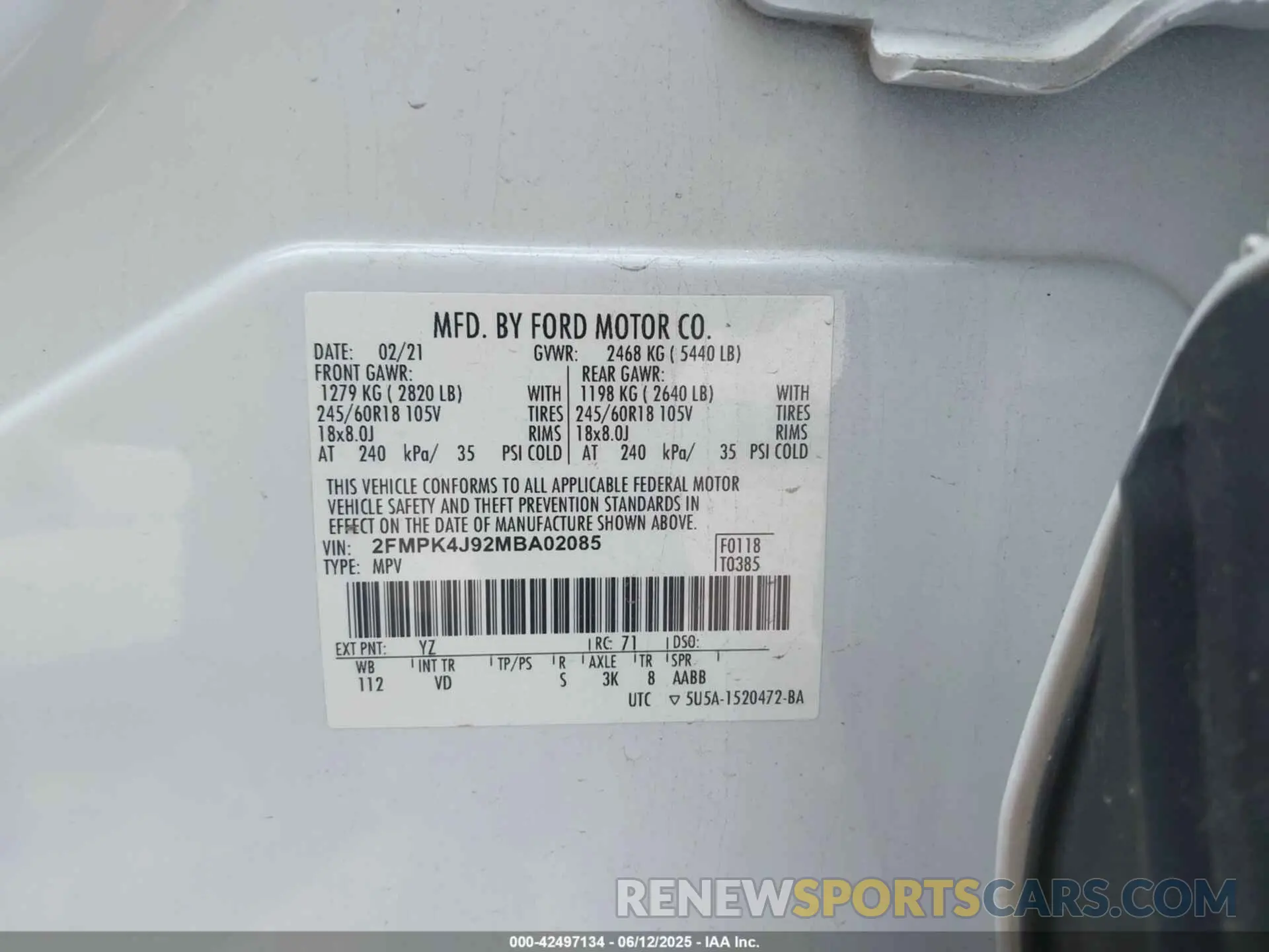9 Photograph of a damaged car 2FMPK4J92MBA02085 FORD EDGE 2021