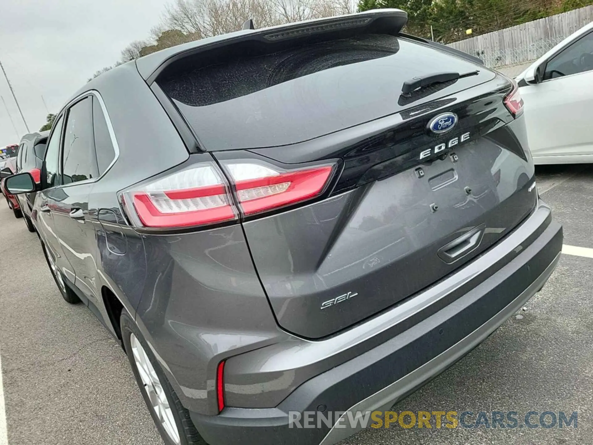 19 Photograph of a damaged car 2FMPK4J93MBA22751 FORD EDGE 2021