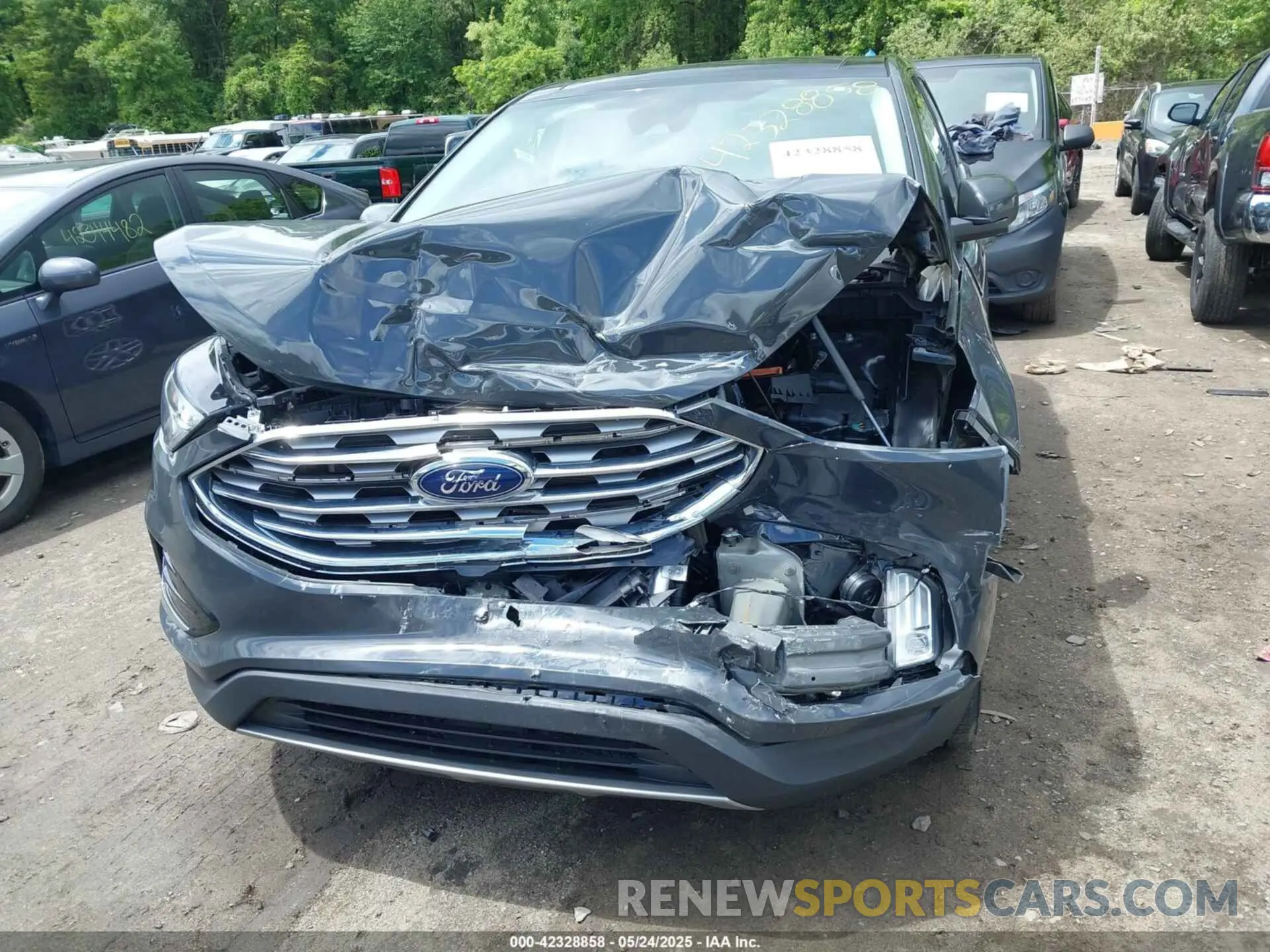 12 Photograph of a damaged car 2FMPK4J94MBA43236 FORD EDGE 2021