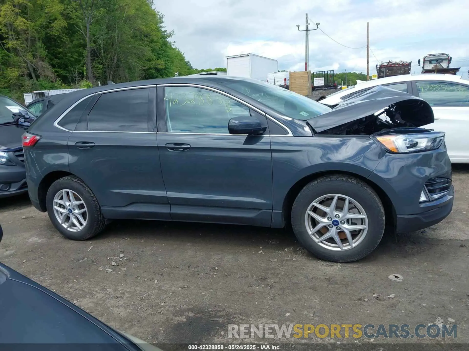 13 Photograph of a damaged car 2FMPK4J94MBA43236 FORD EDGE 2021