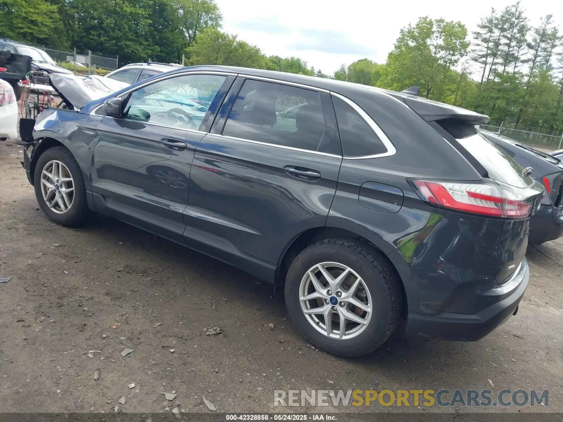 3 Photograph of a damaged car 2FMPK4J94MBA43236 FORD EDGE 2021