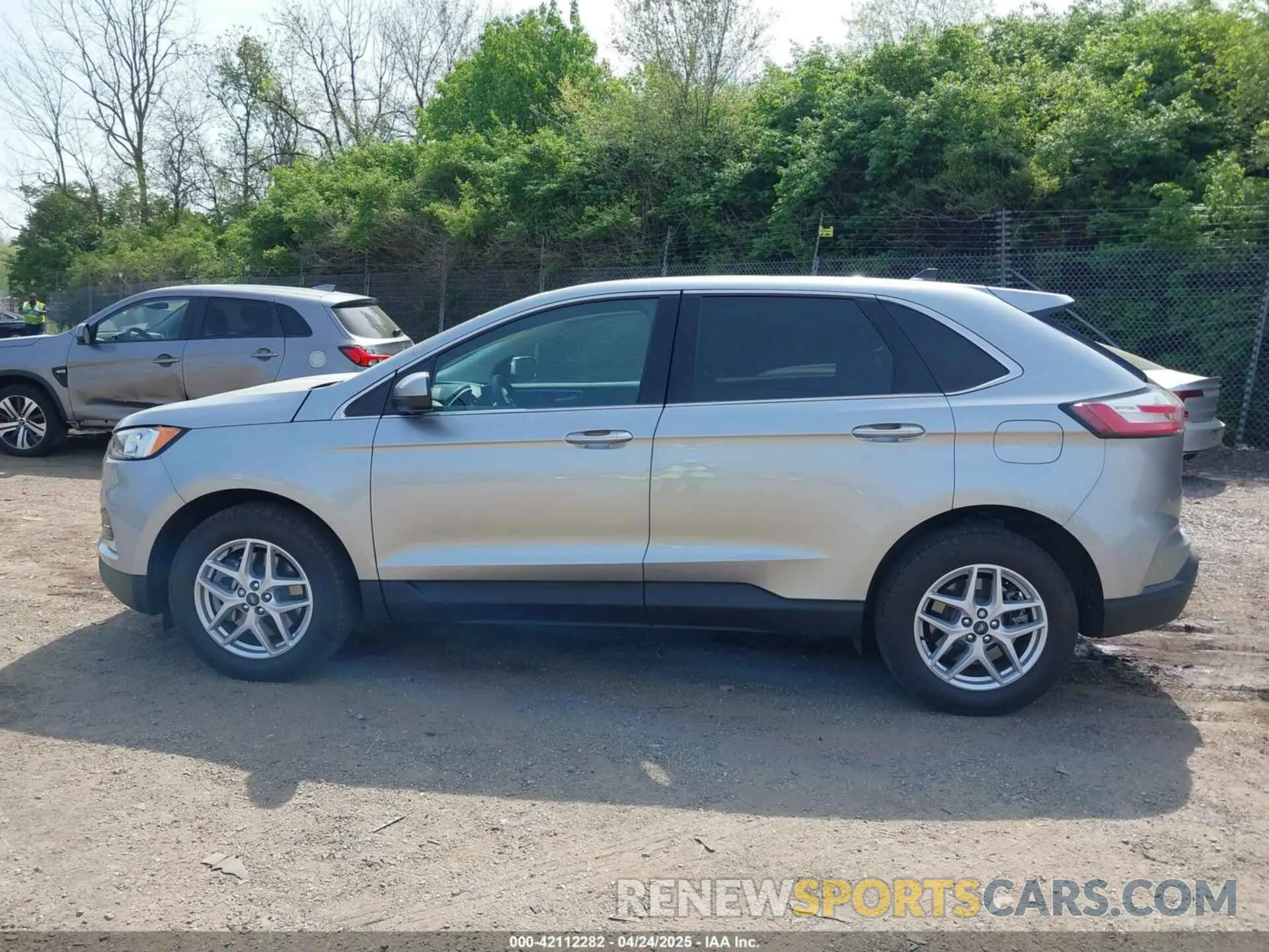 15 Photograph of a damaged car 2FMPK4J95MBA03957 FORD EDGE 2021