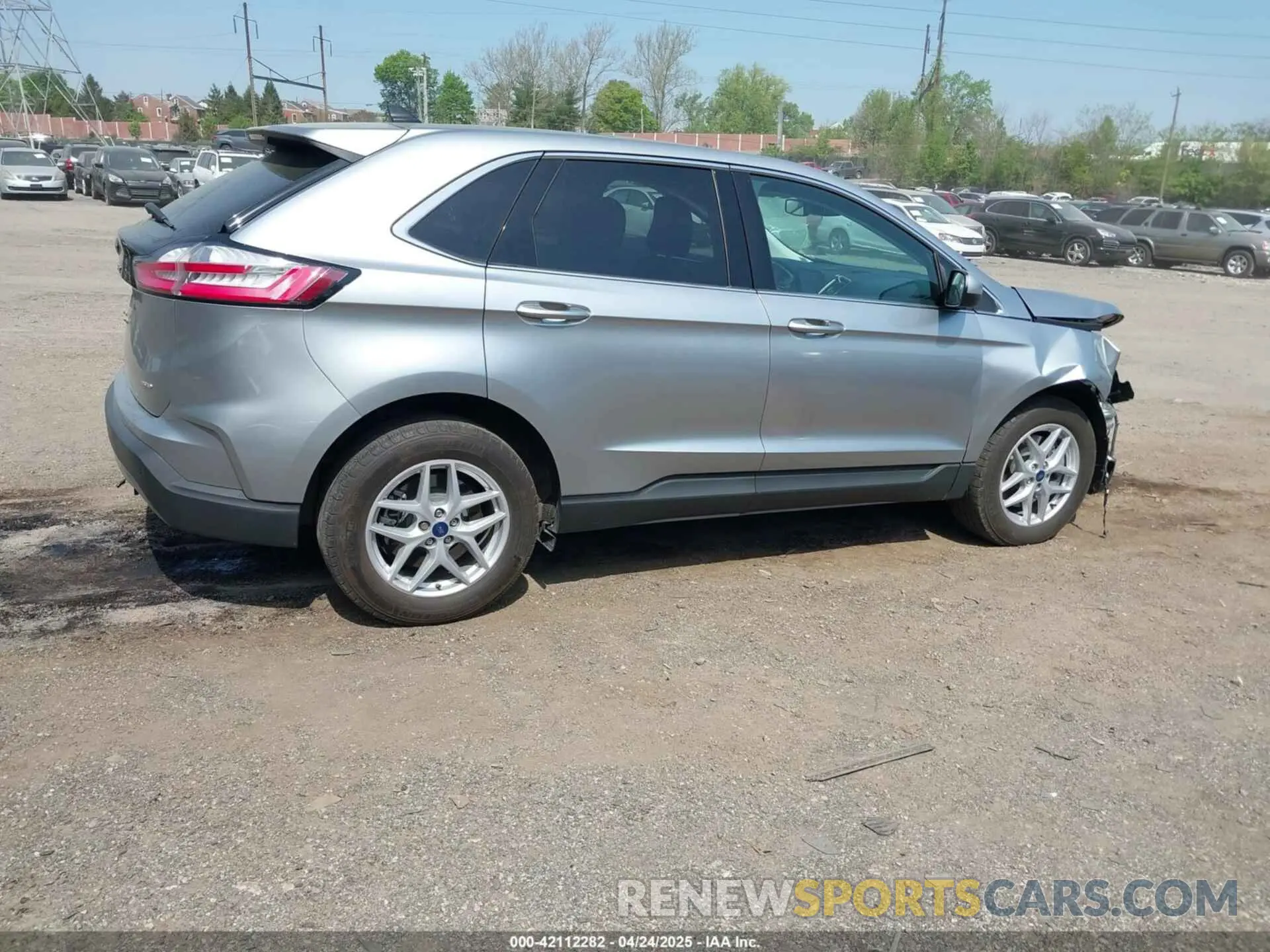 4 Photograph of a damaged car 2FMPK4J95MBA03957 FORD EDGE 2021