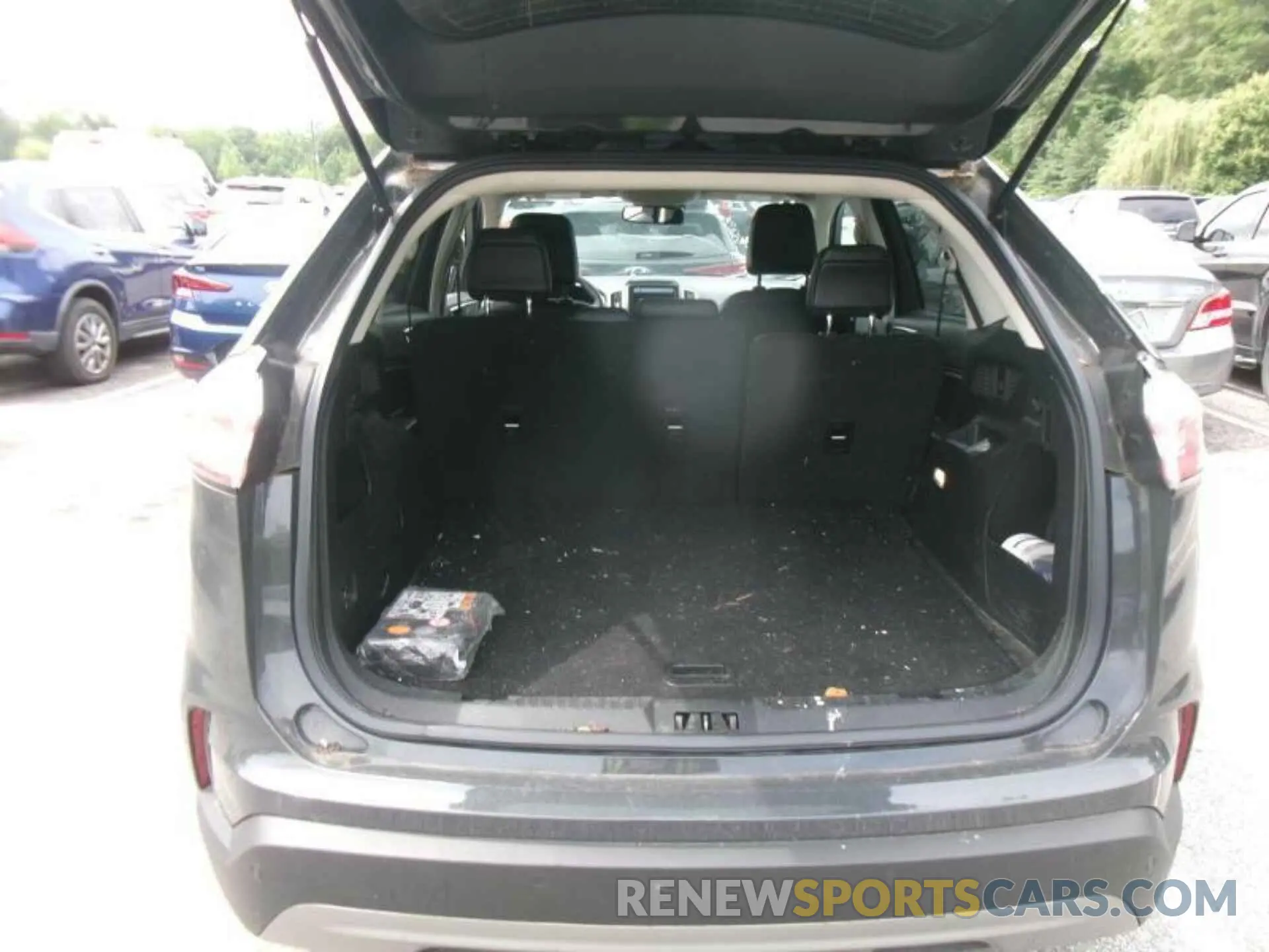 16 Photograph of a damaged car 2FMPK4J95MBA51071 FORD EDGE 2021