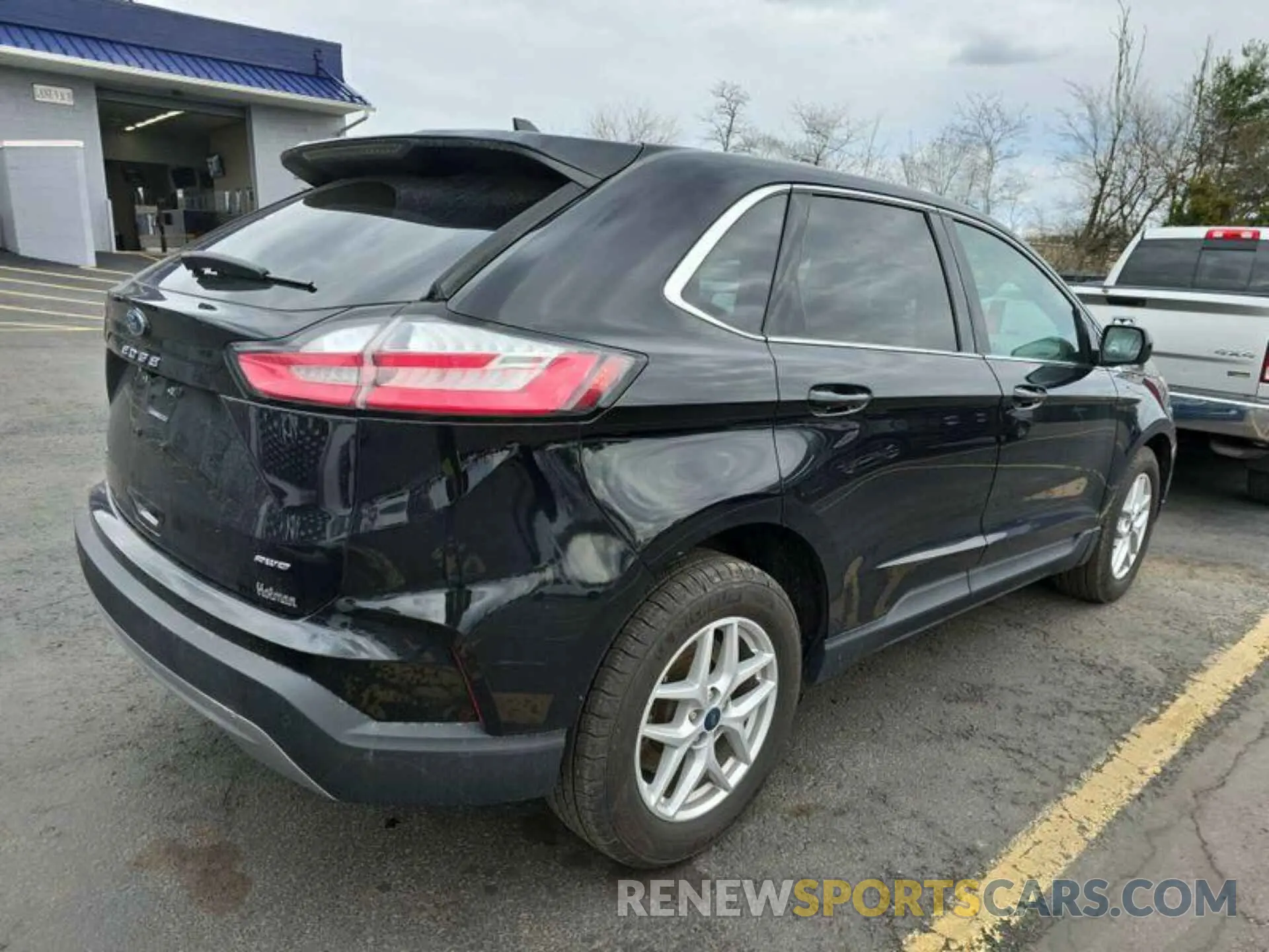 19 Photograph of a damaged car 2FMPK4J98MBA23488 FORD EDGE 2021