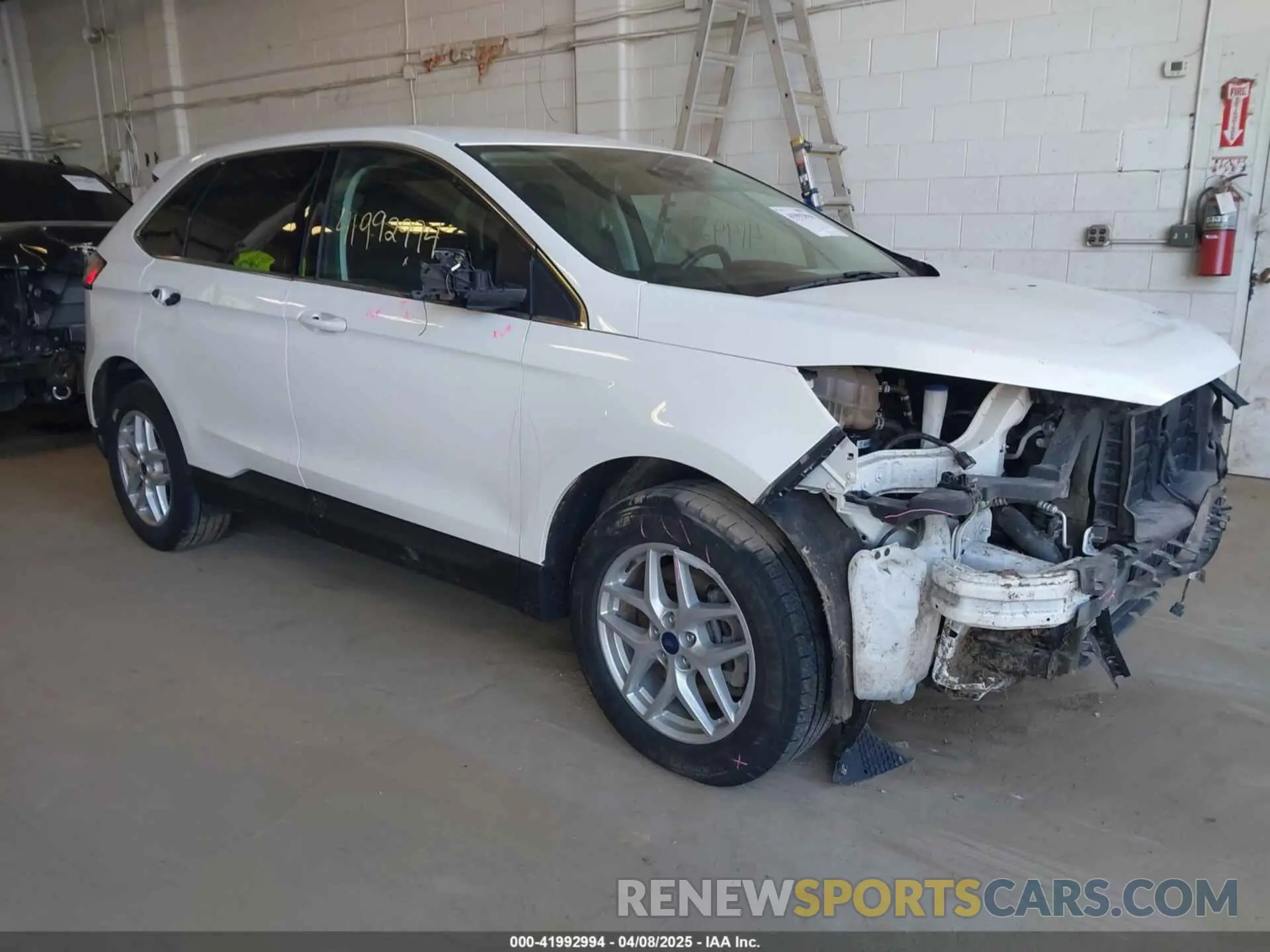 1 Photograph of a damaged car 2FMPK4J9XMBA38672 FORD EDGE 2021