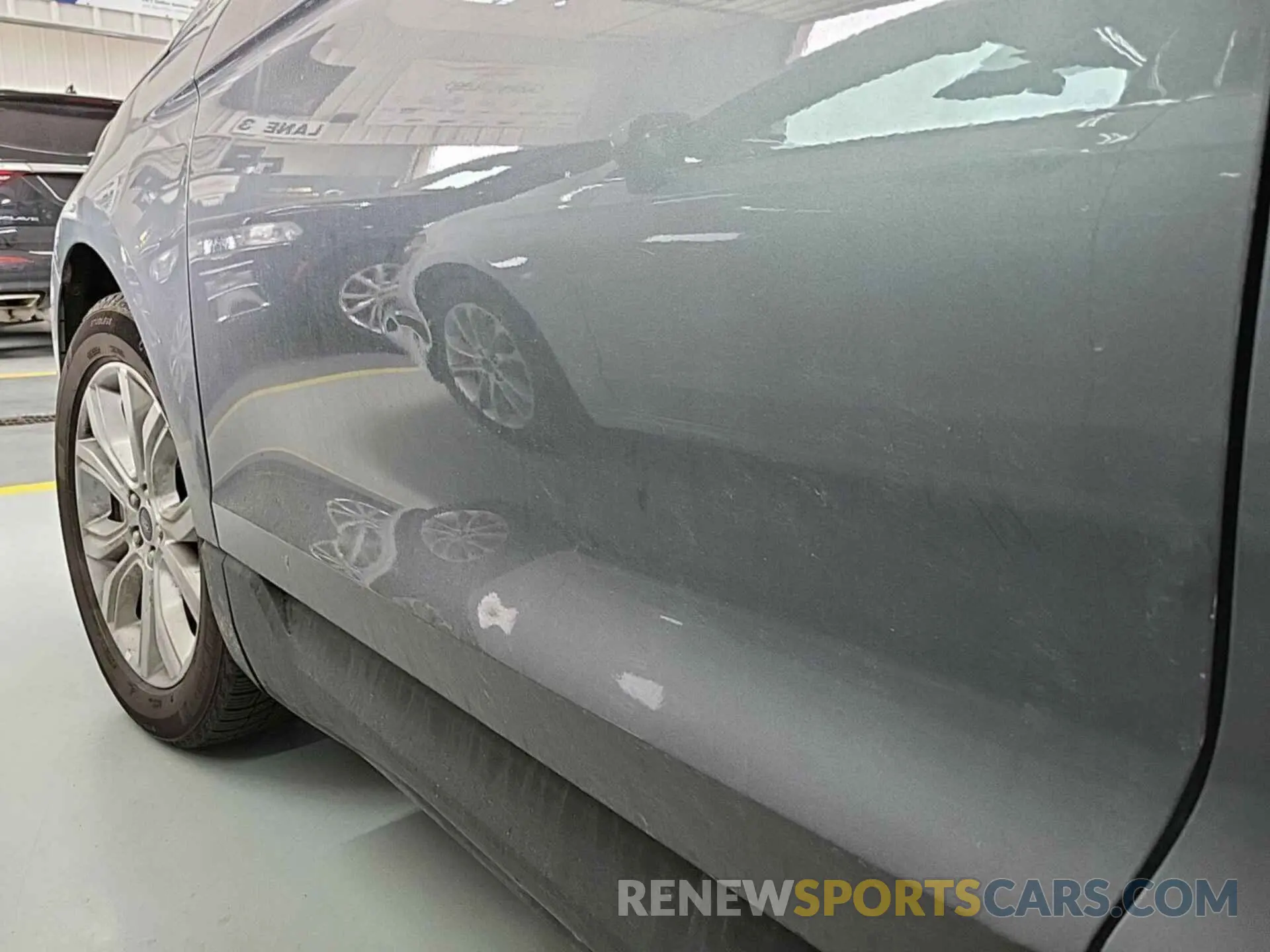 16 Photograph of a damaged car 2FMPK4K90MBA53549 FORD EDGE 2021