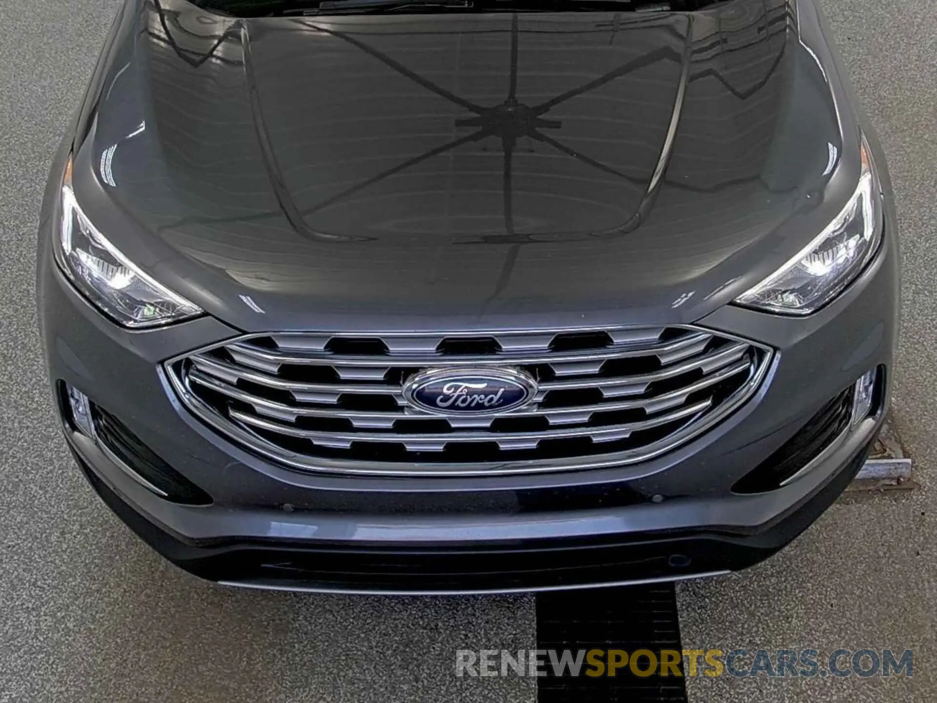 32 Photograph of a damaged car 2FMPK4K90MBA53549 FORD EDGE 2021
