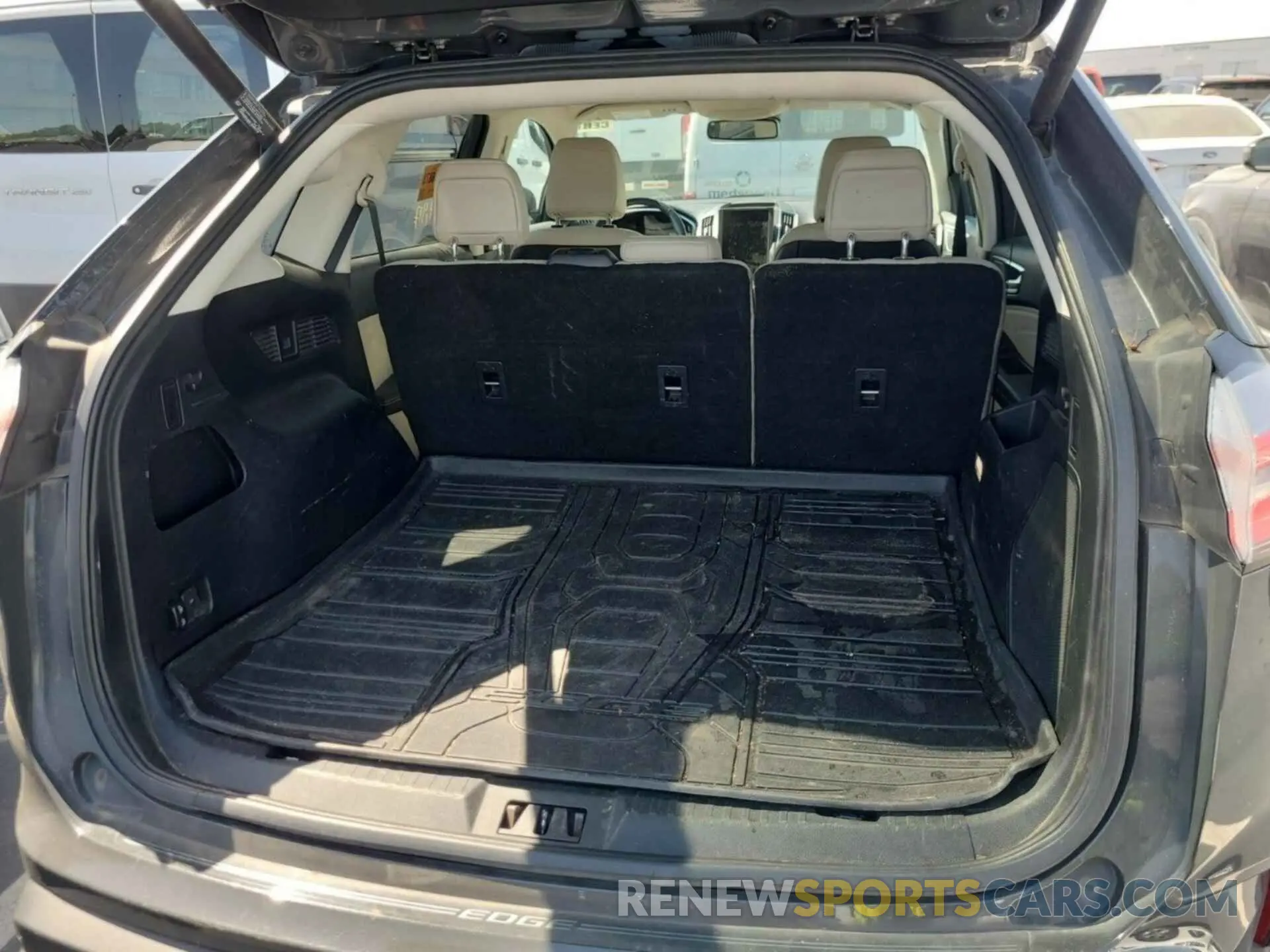 22 Фотография поврежденного автомобиля 2FMPK4K93MBA53738 FORD EDGE 2021