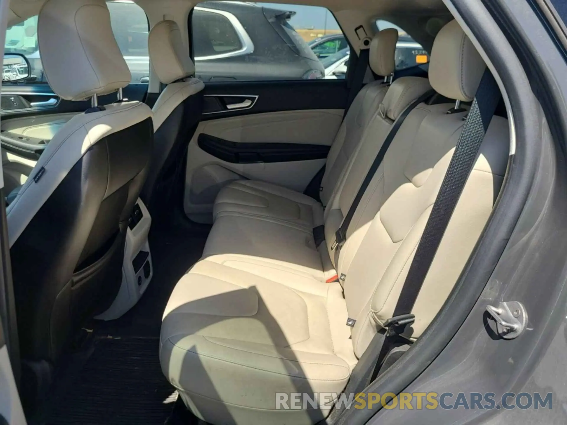 29 Фотография поврежденного автомобиля 2FMPK4K93MBA53738 FORD EDGE 2021