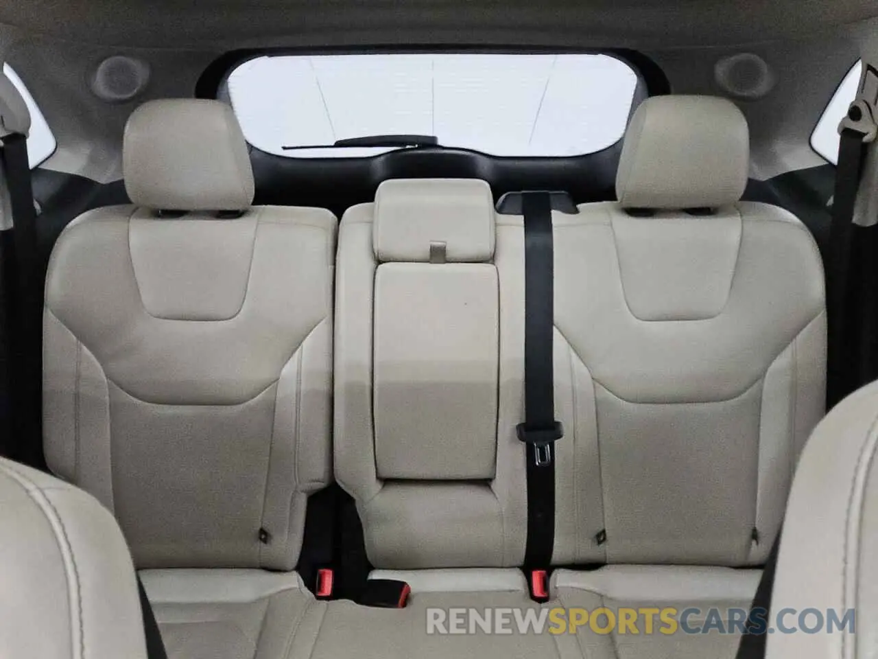 10 Photograph of a damaged car 2FMPK4K94MBA21087 FORD EDGE 2021