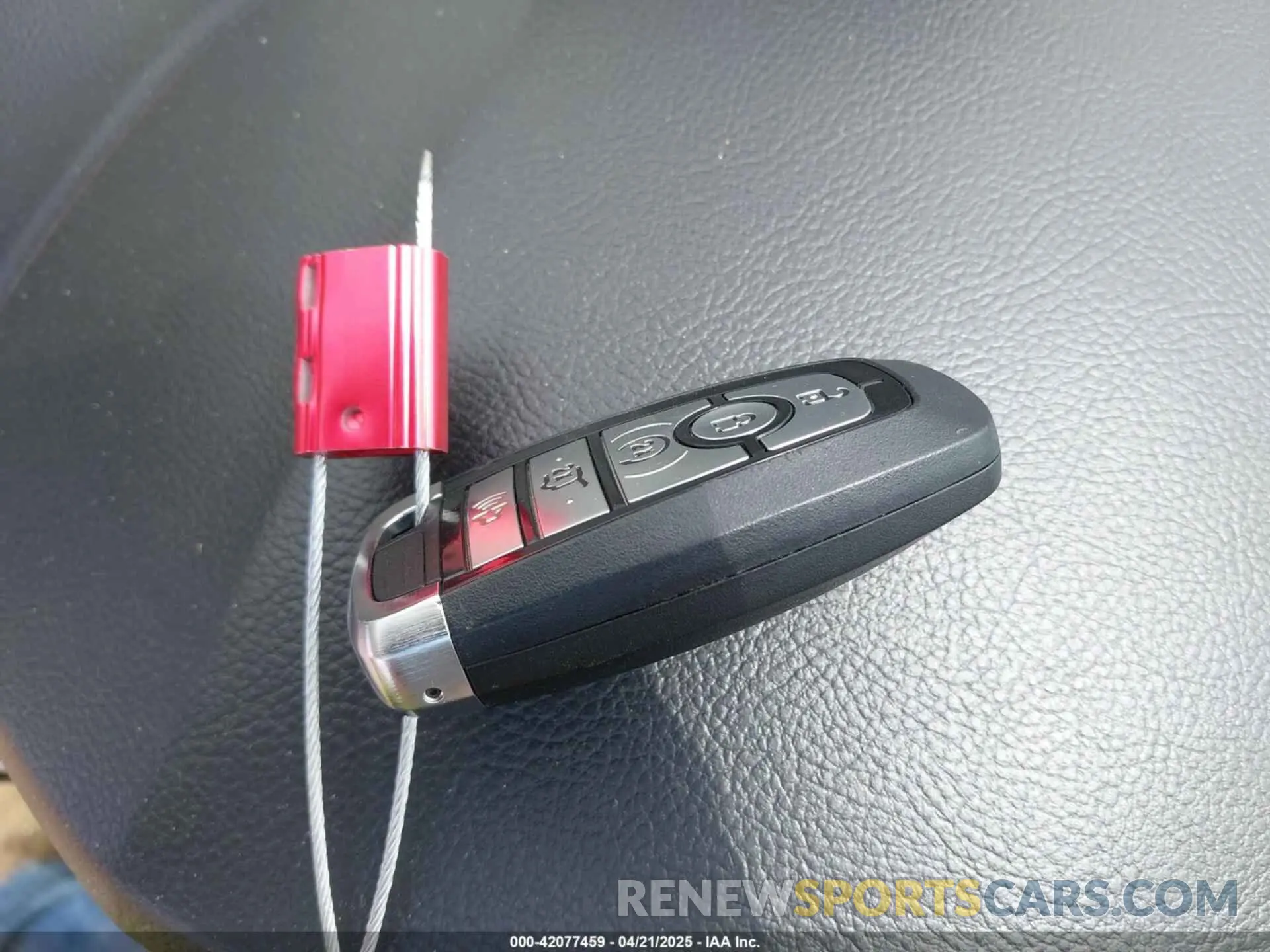 11 Photograph of a damaged car 2FMPK4K95MBA13998 FORD EDGE 2021