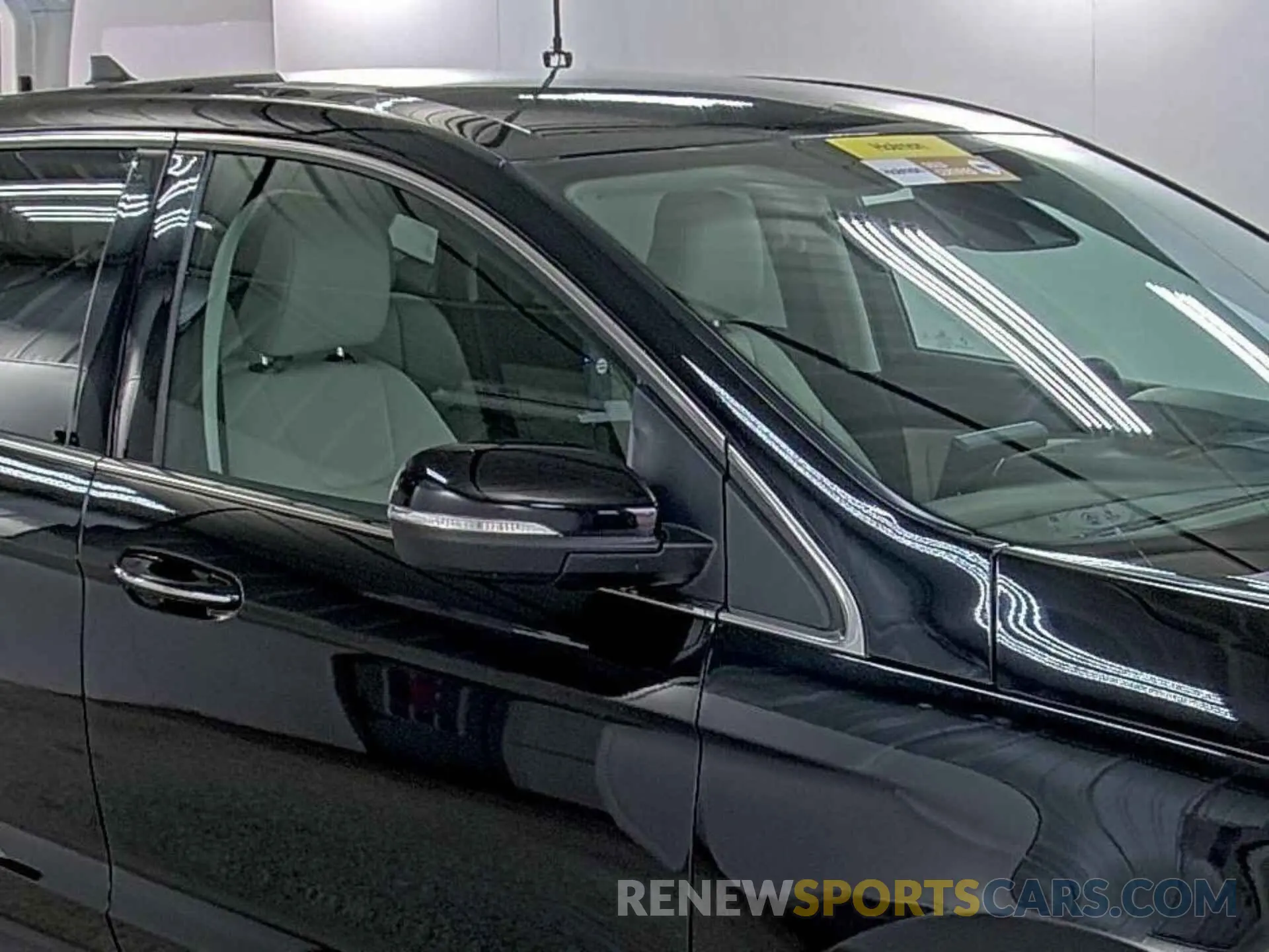 27 Photograph of a damaged car 2FMPK4K99MBA51606 FORD EDGE 2021
