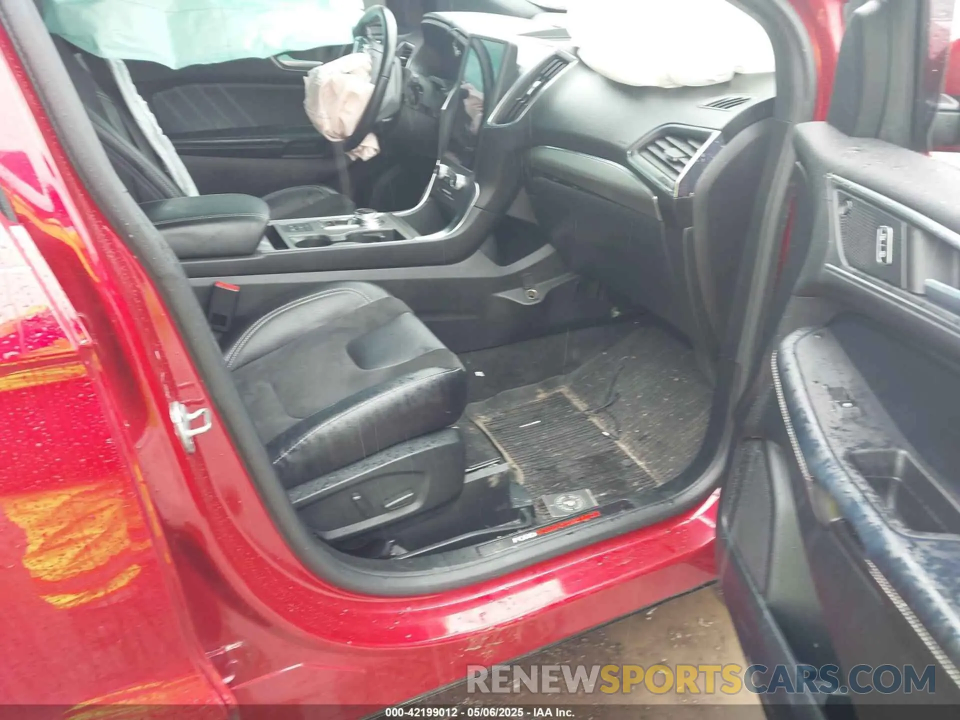 5 Photograph of a damaged car 2FMPK4AP2NBA70287 FORD EDGE 2022