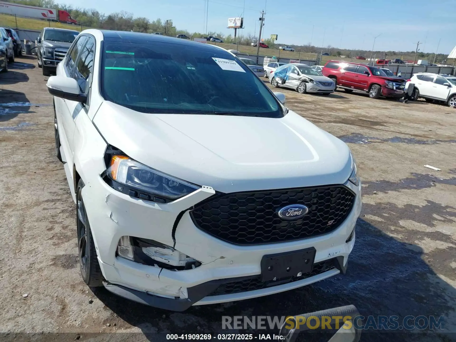 12 Photograph of a damaged car 2FMPK4AP7NBA19237 FORD EDGE 2022