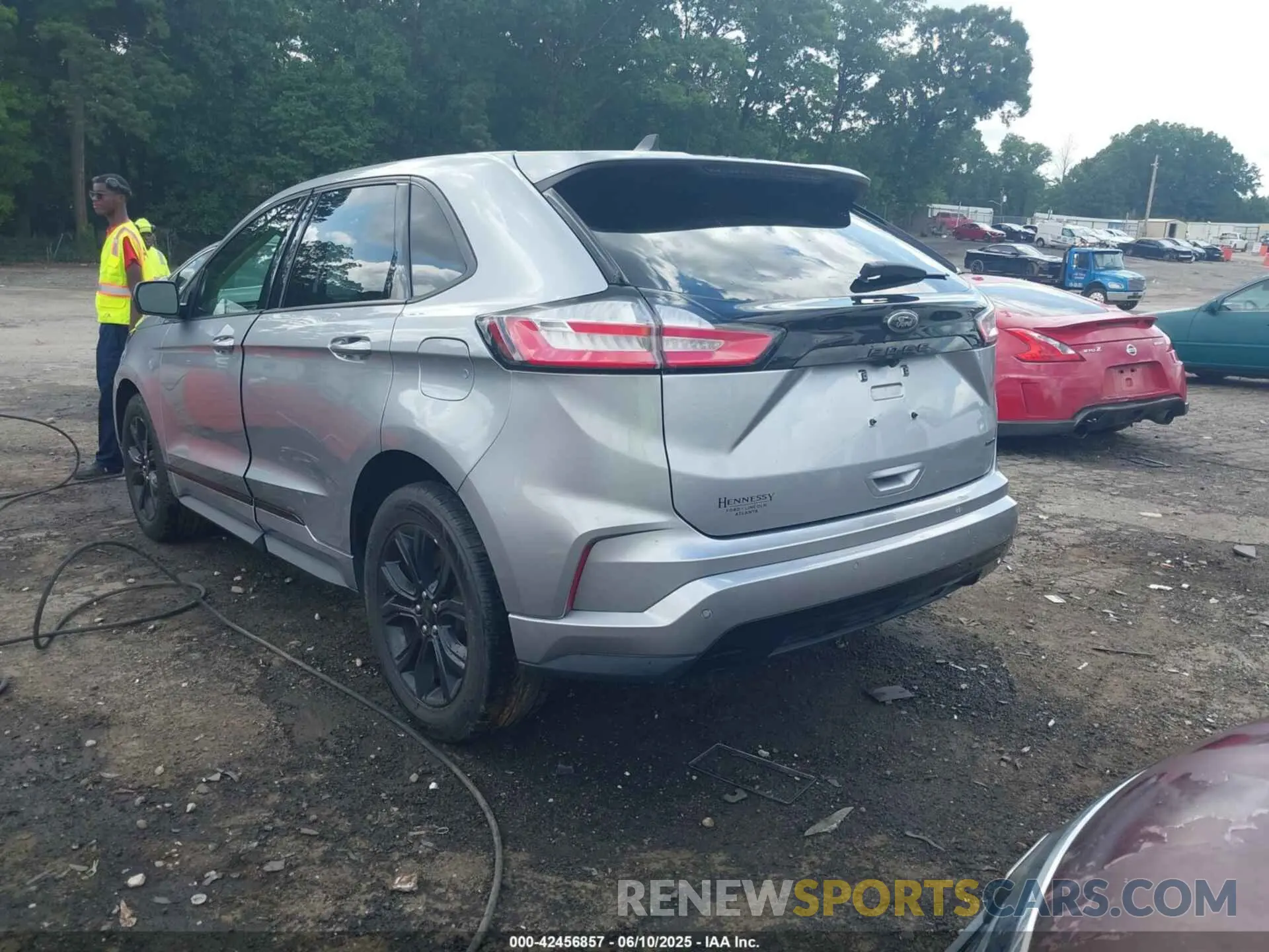 3 Photograph of a damaged car 2FMPK4G94NBB00382 FORD EDGE 2022