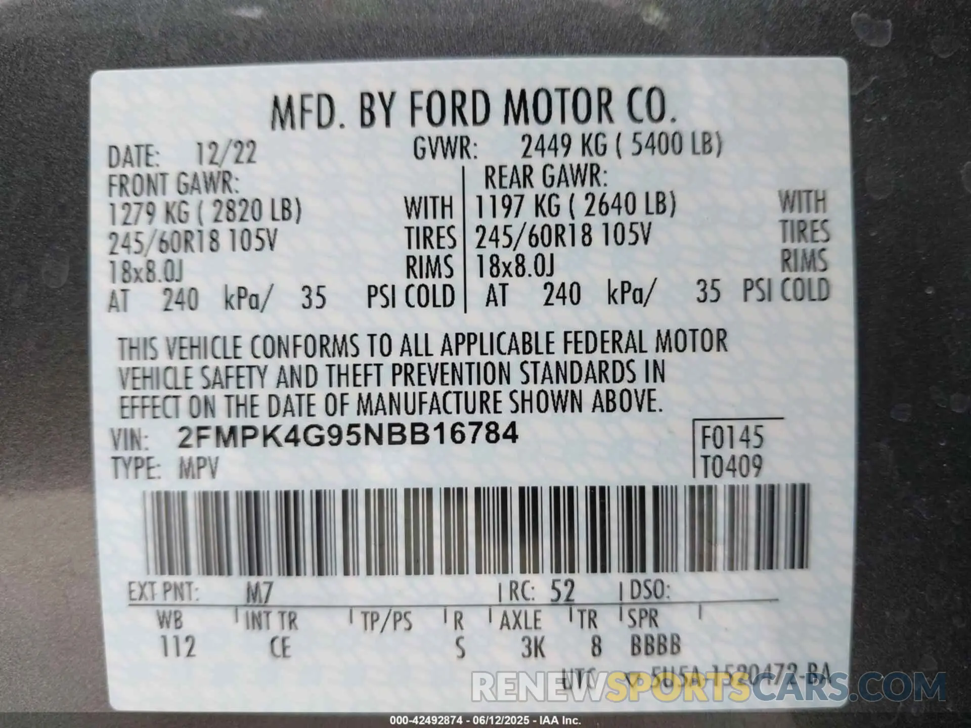 9 Photograph of a damaged car 2FMPK4G95NBB16784 FORD EDGE 2022