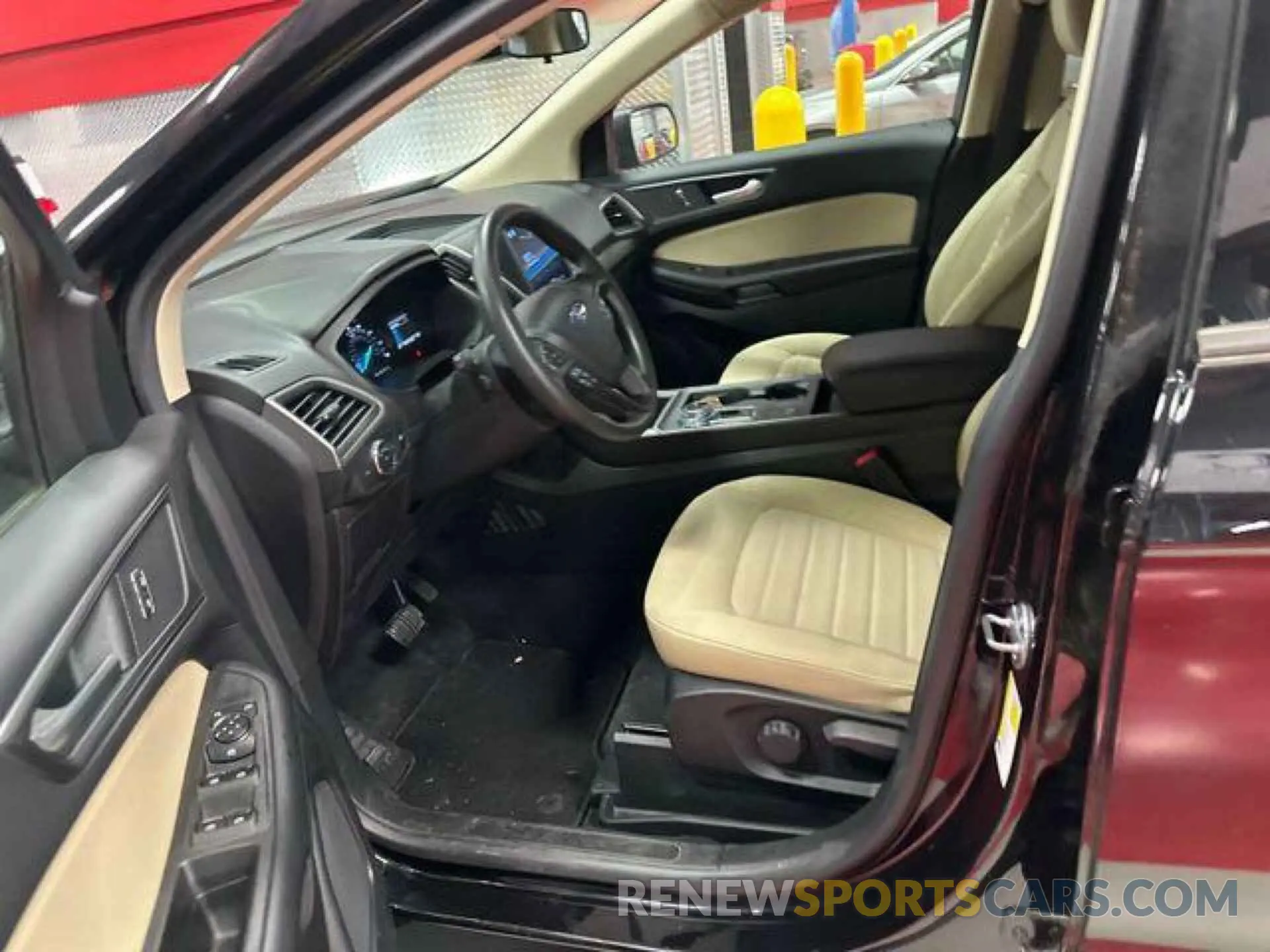 10 Photograph of a damaged car 2FMPK4G98NBA64843 FORD EDGE 2022