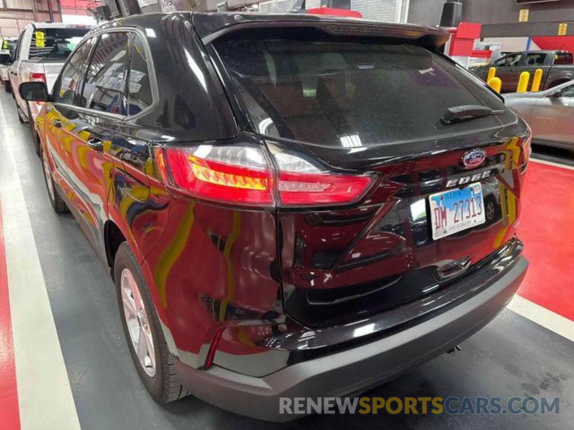 13 Photograph of a damaged car 2FMPK4G98NBA64843 FORD EDGE 2022