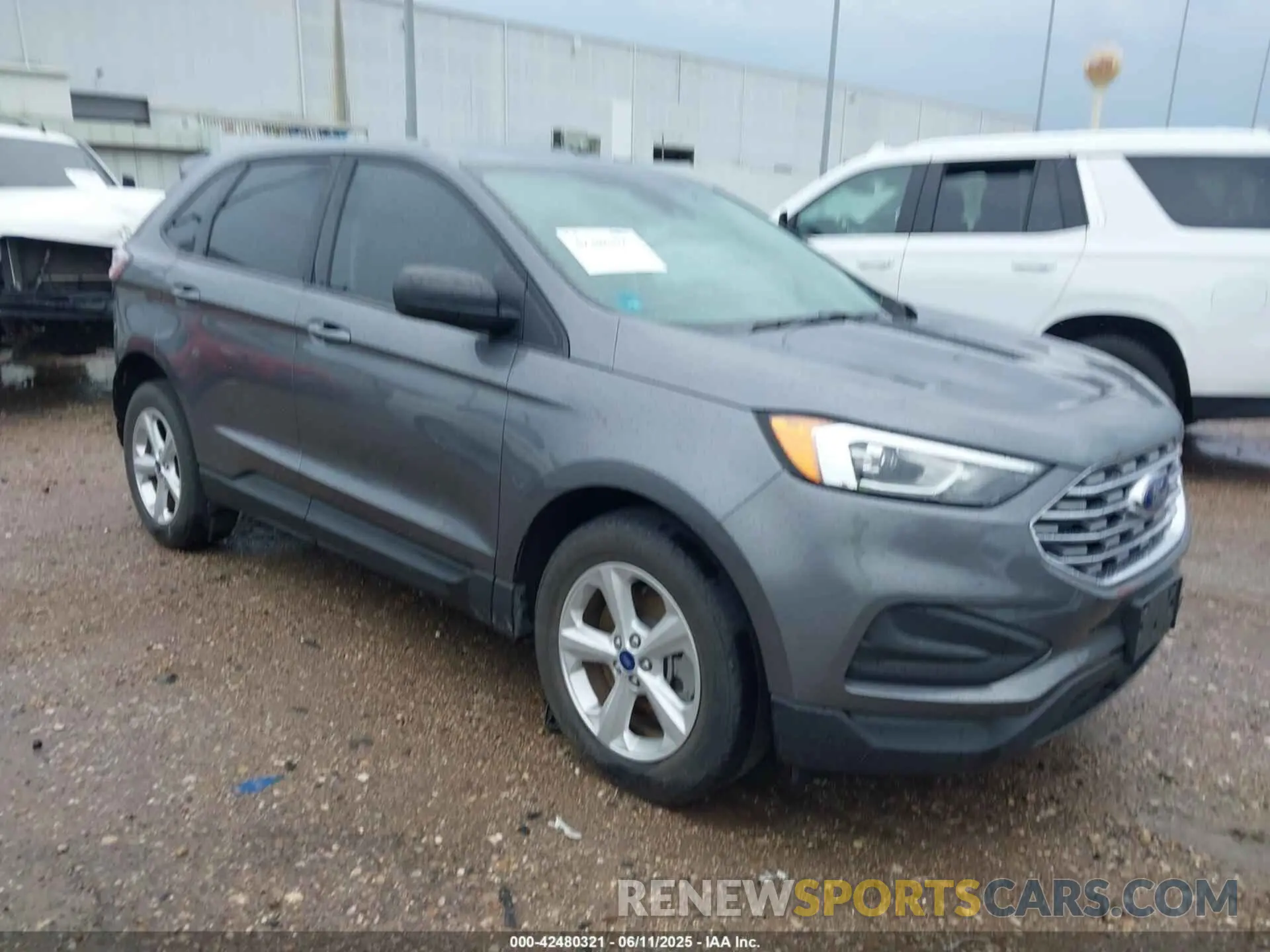 1 Photograph of a damaged car 2FMPK4G99NBA96068 FORD EDGE 2022