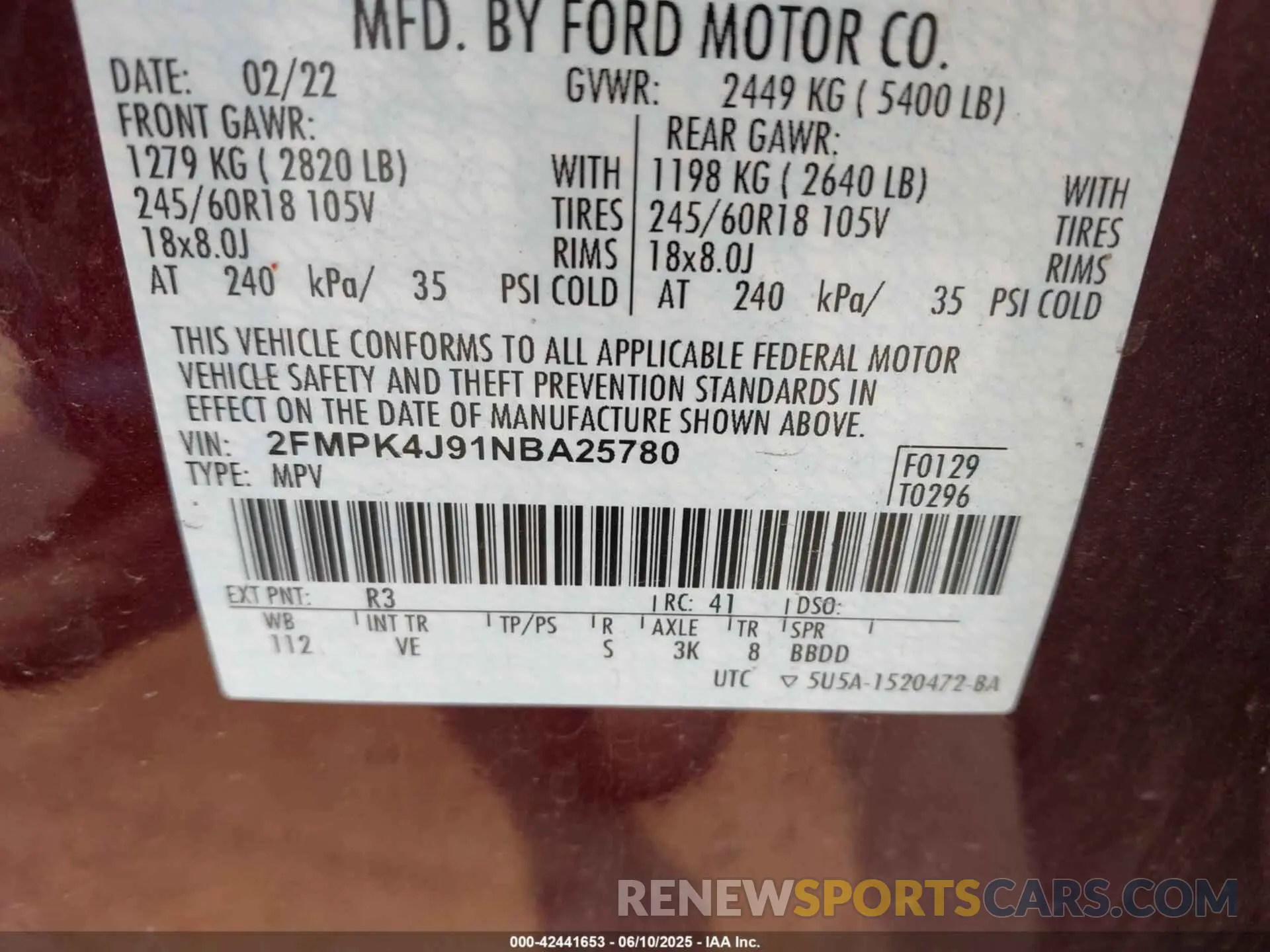 9 Photograph of a damaged car 2FMPK4J91NBA25780 FORD EDGE 2022