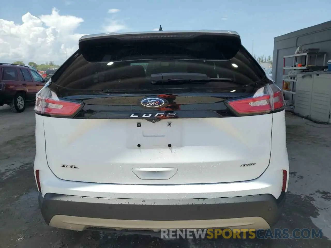6 Photograph of a damaged car 2FMPK4J91NBA65180 FORD EDGE 2022