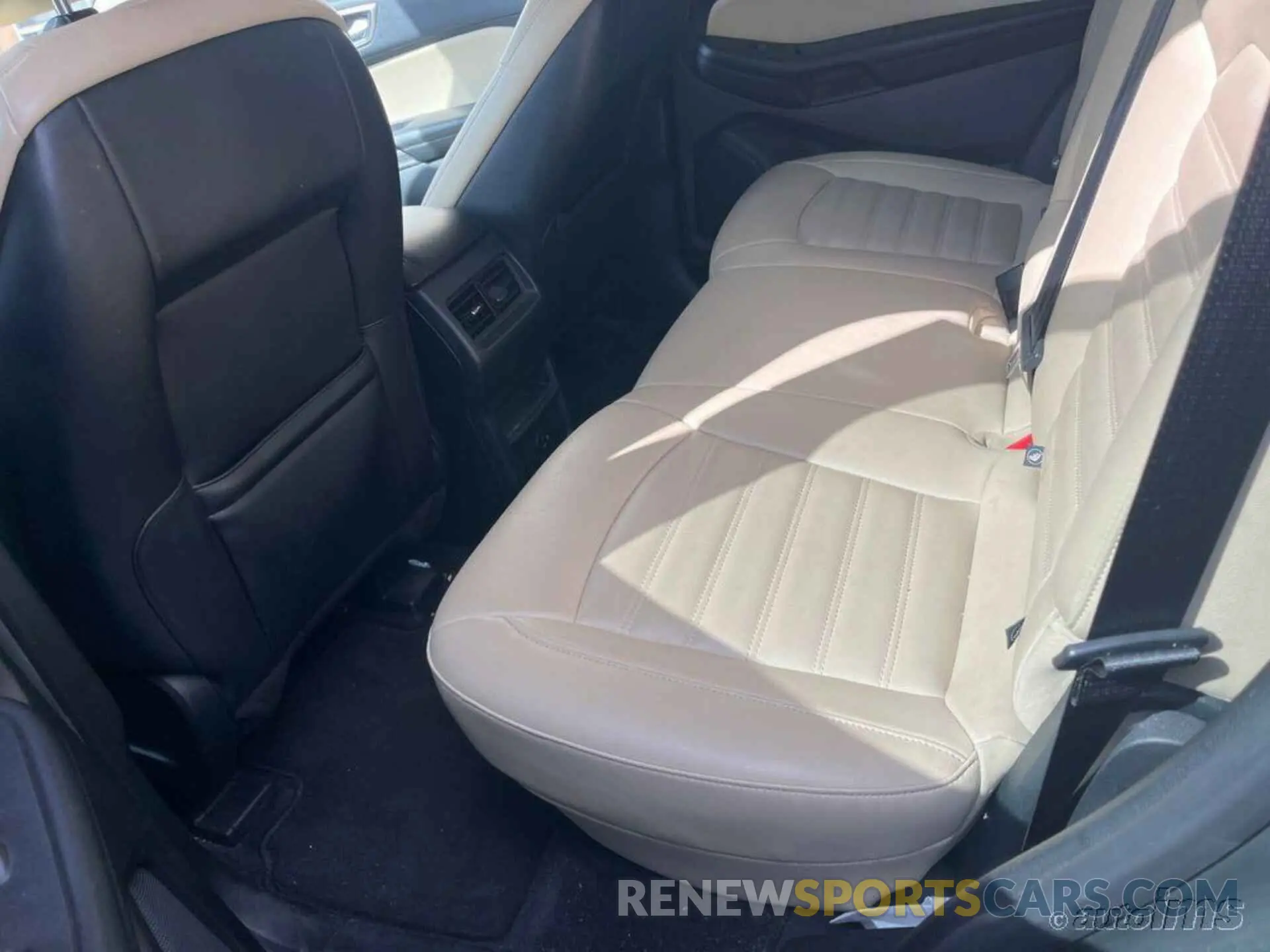 2 Фотография поврежденного автомобиля 2FMPK4J91NBA70878 FORD EDGE 2022