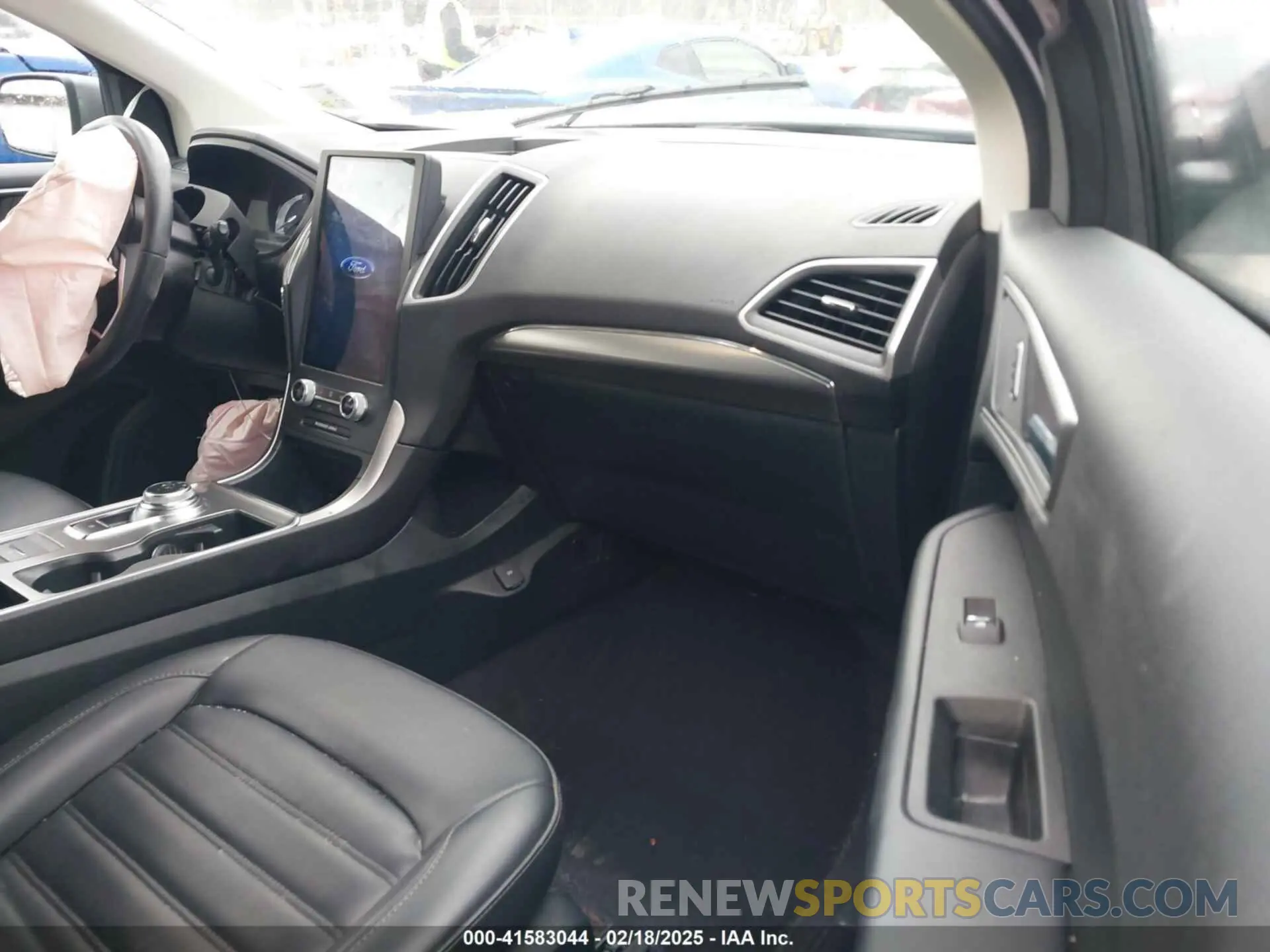 5 Photograph of a damaged car 2FMPK4J91NBA72159 FORD EDGE 2022