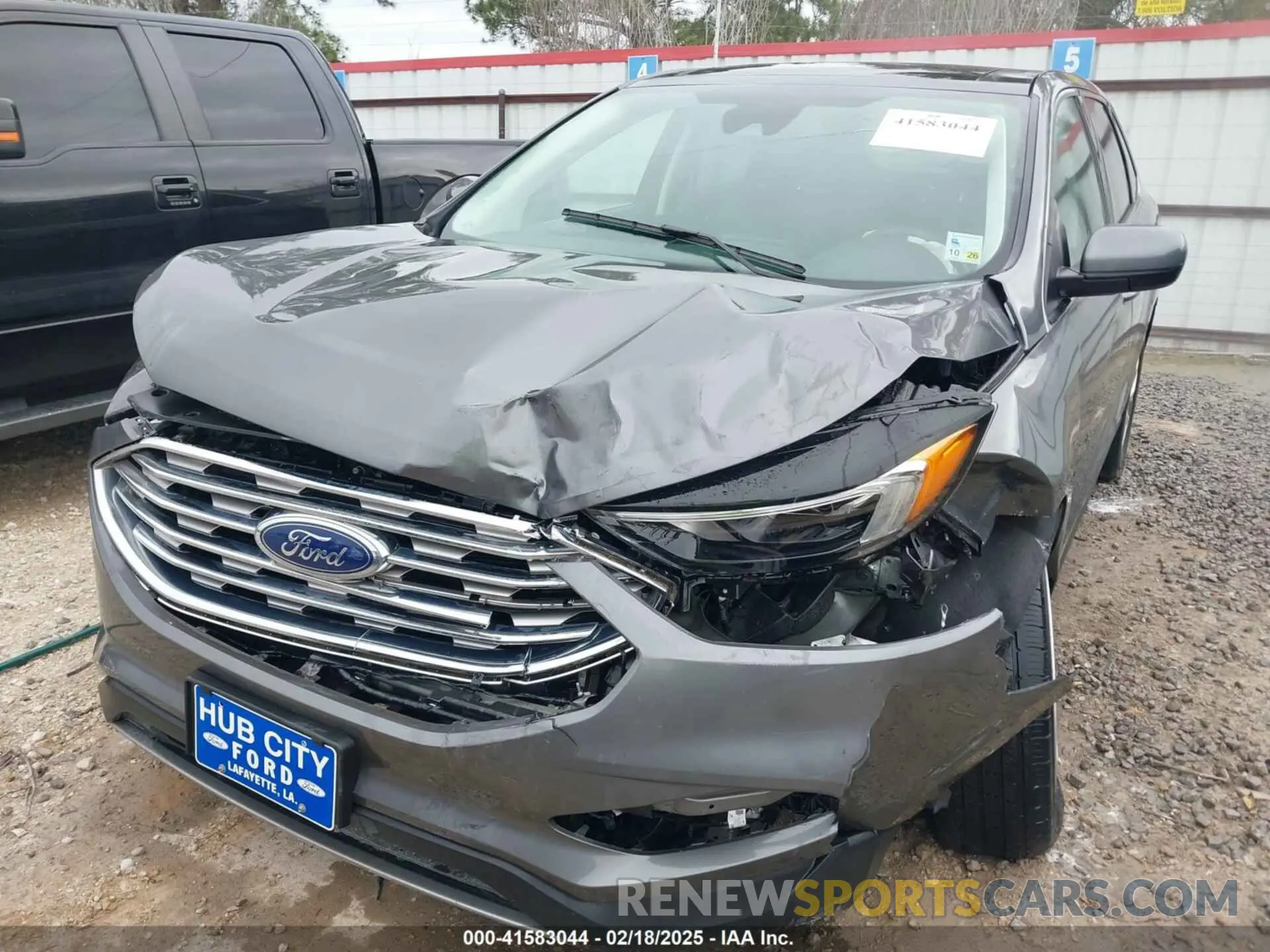 6 Photograph of a damaged car 2FMPK4J91NBA72159 FORD EDGE 2022