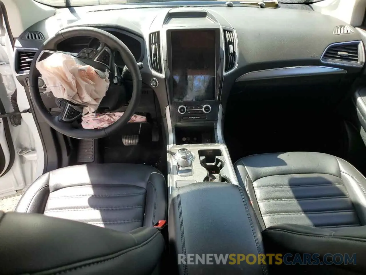 8 Photograph of a damaged car 2FMPK4J91NBA93741 FORD EDGE 2022
