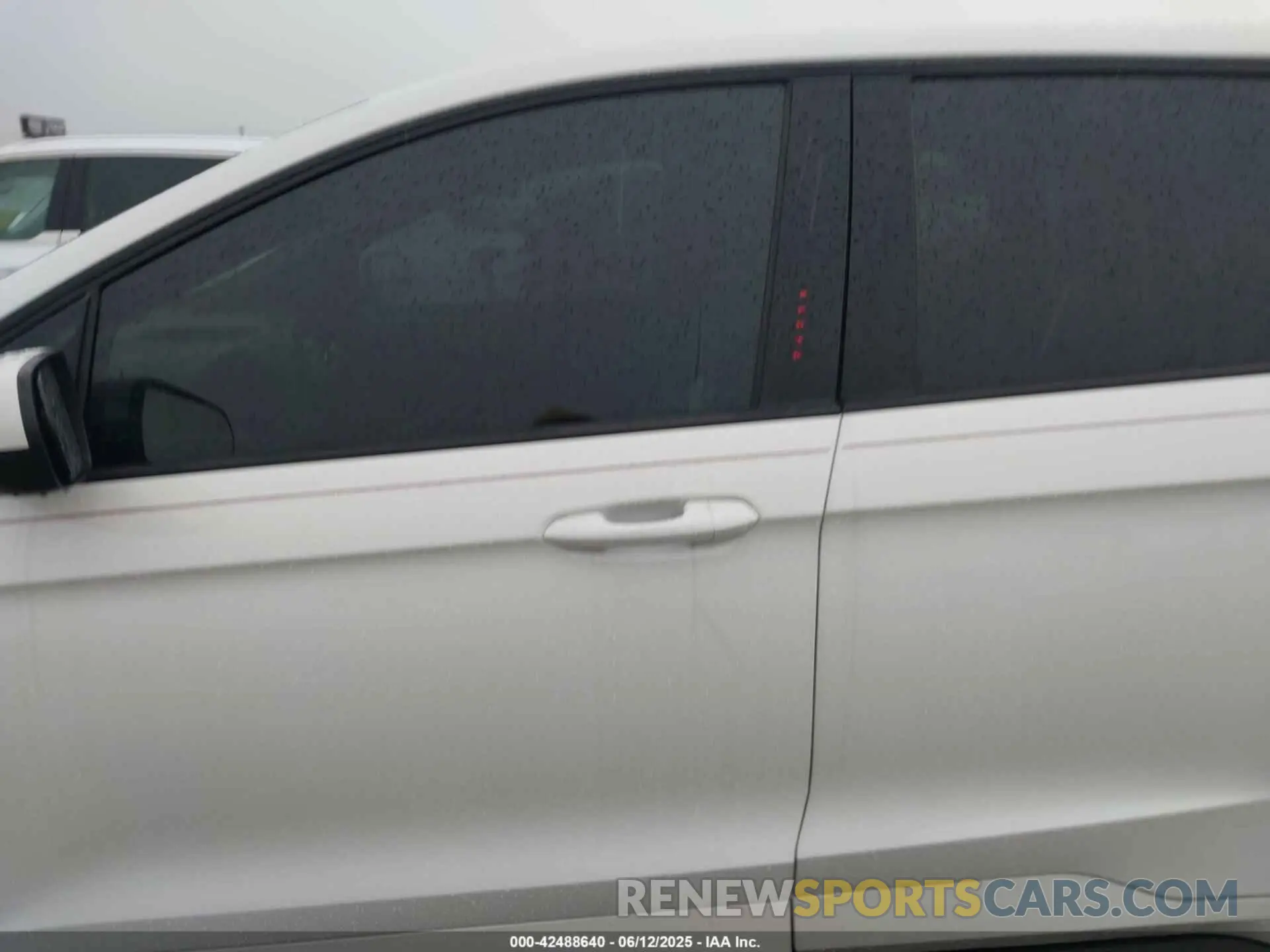14 Photograph of a damaged car 2FMPK4J91NBB16872 FORD EDGE 2022