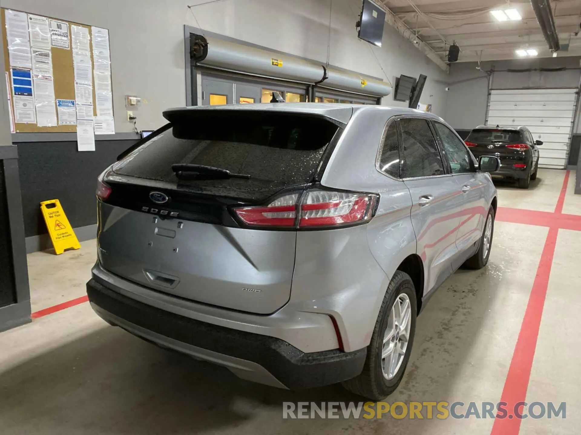 7 Фотография поврежденного автомобиля 2FMPK4J92NBA32284 FORD EDGE 2022