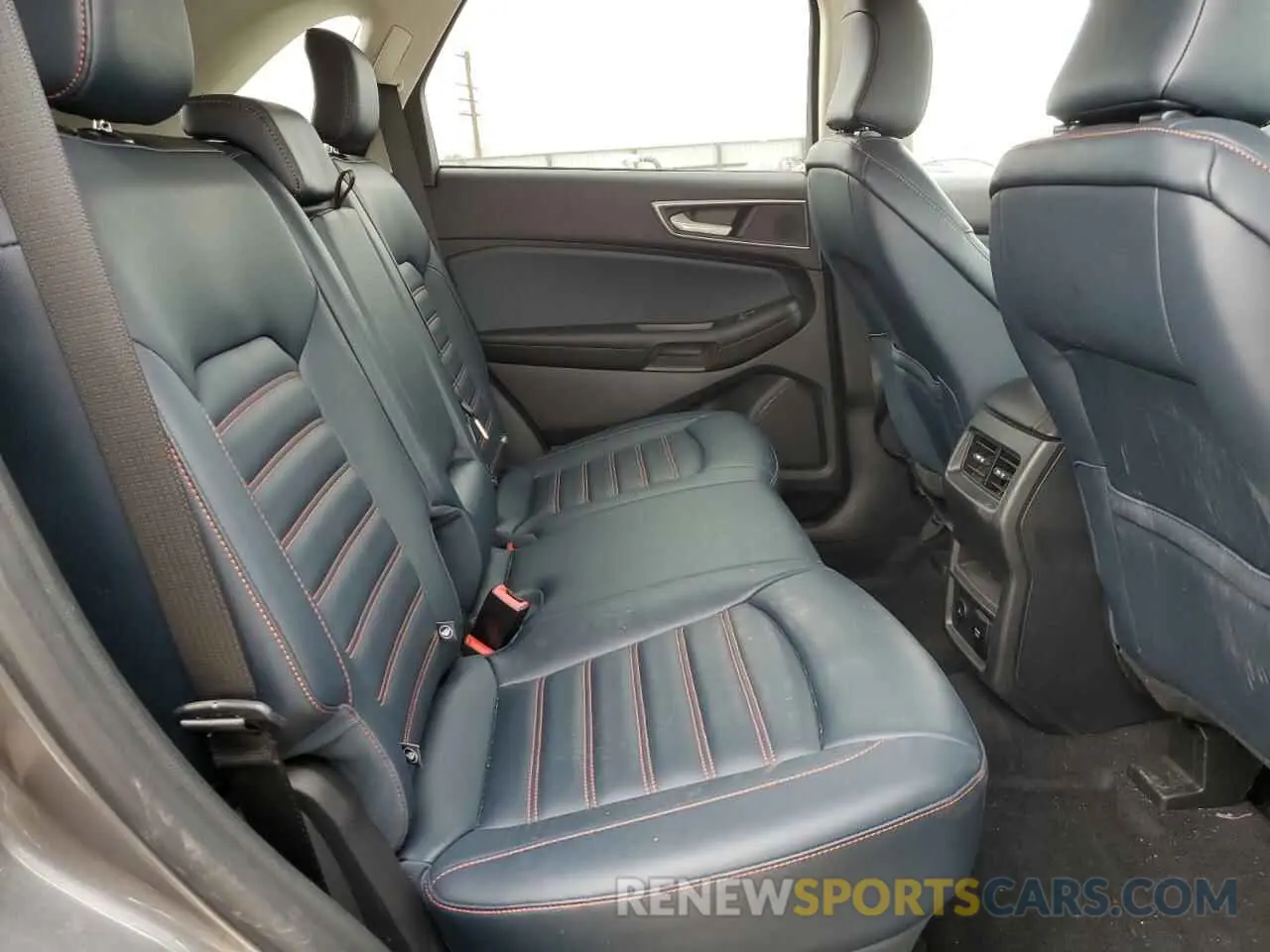 11 Фотография поврежденного автомобиля 2FMPK4J93NBB11379 FORD EDGE 2022
