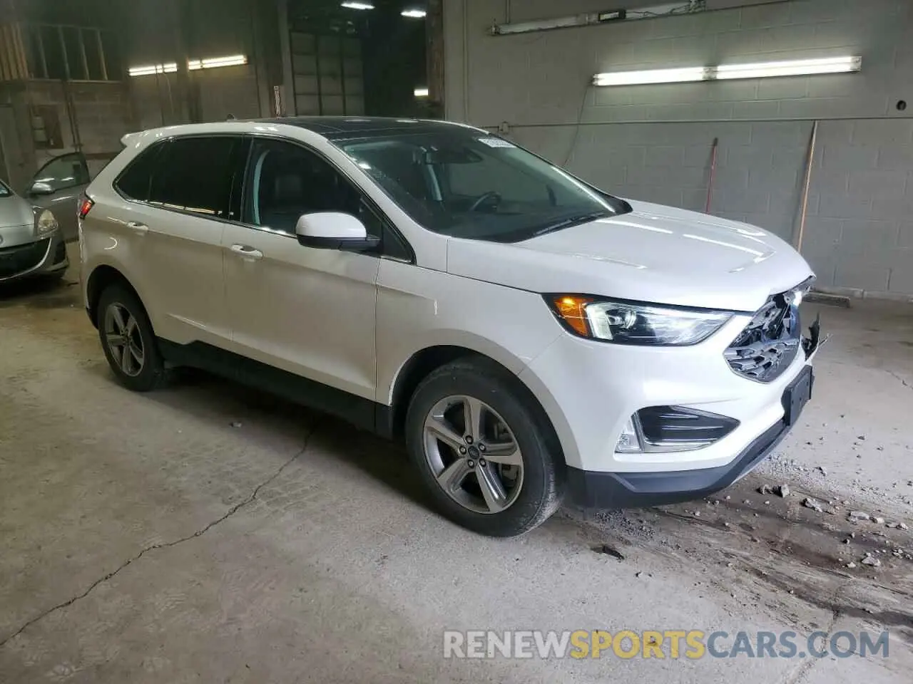 4 Photograph of a damaged car 2FMPK4J94NBA71040 FORD EDGE 2022