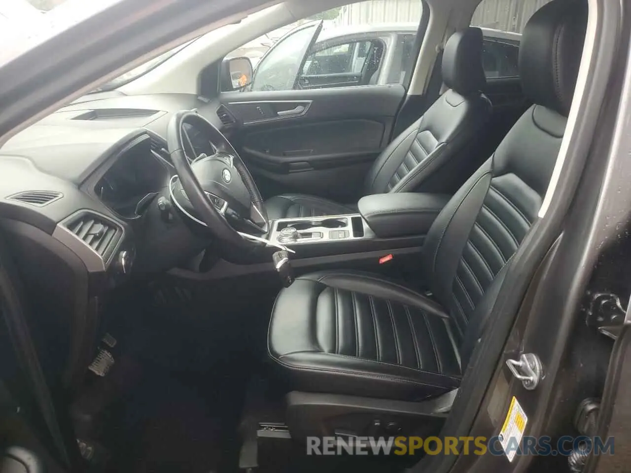 7 Photograph of a damaged car 2FMPK4J94NBB05610 FORD EDGE 2022
