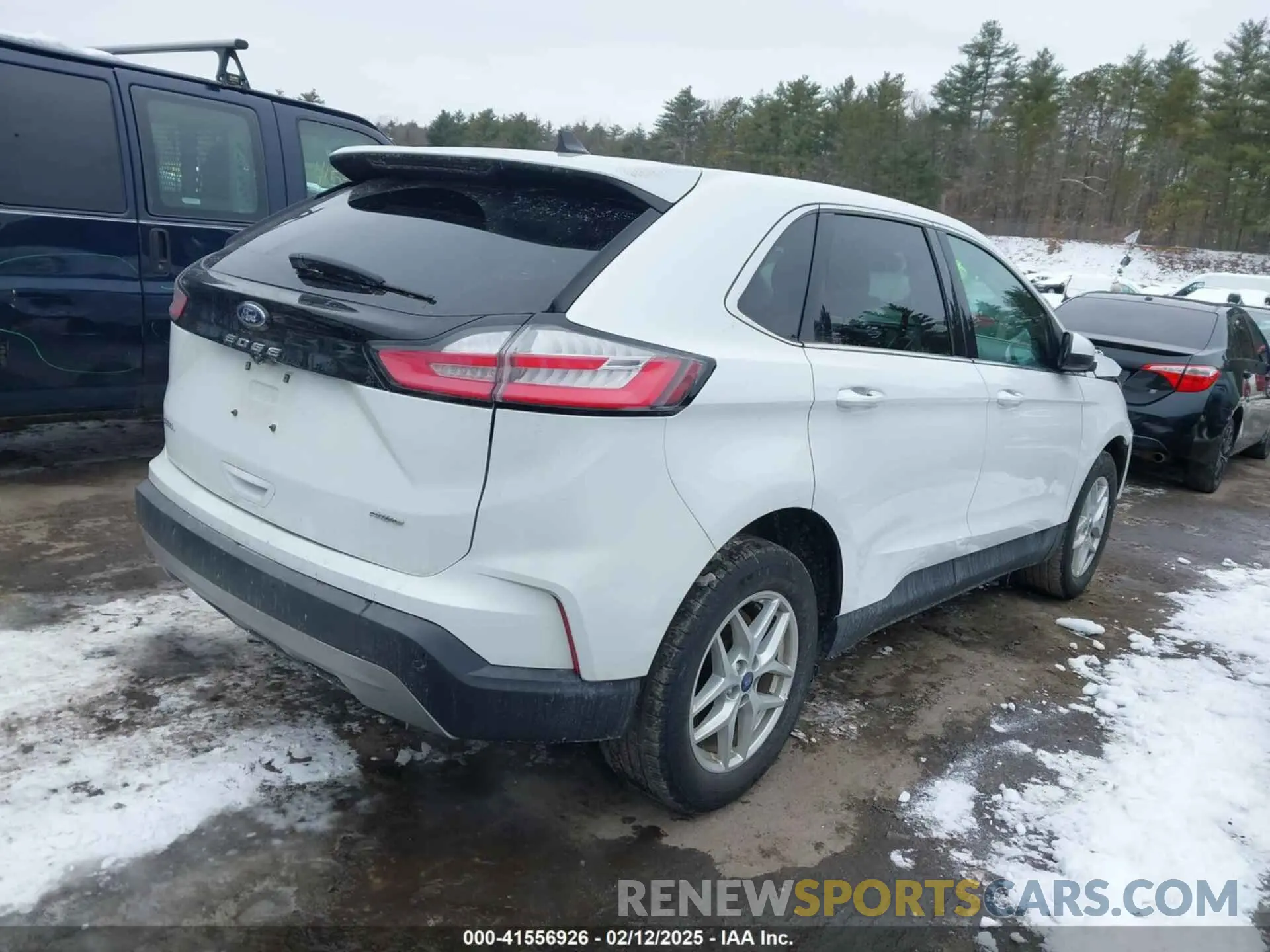 4 Photograph of a damaged car 2FMPK4J95NBA39908 FORD EDGE 2022