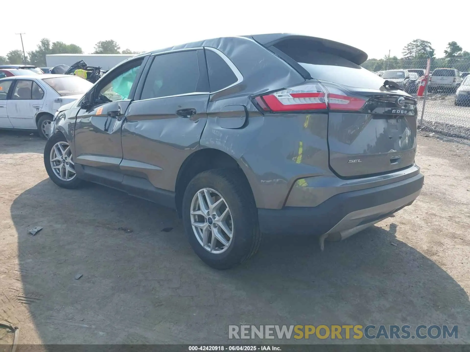 3 Photograph of a damaged car 2FMPK4J95NBA79440 FORD EDGE 2022