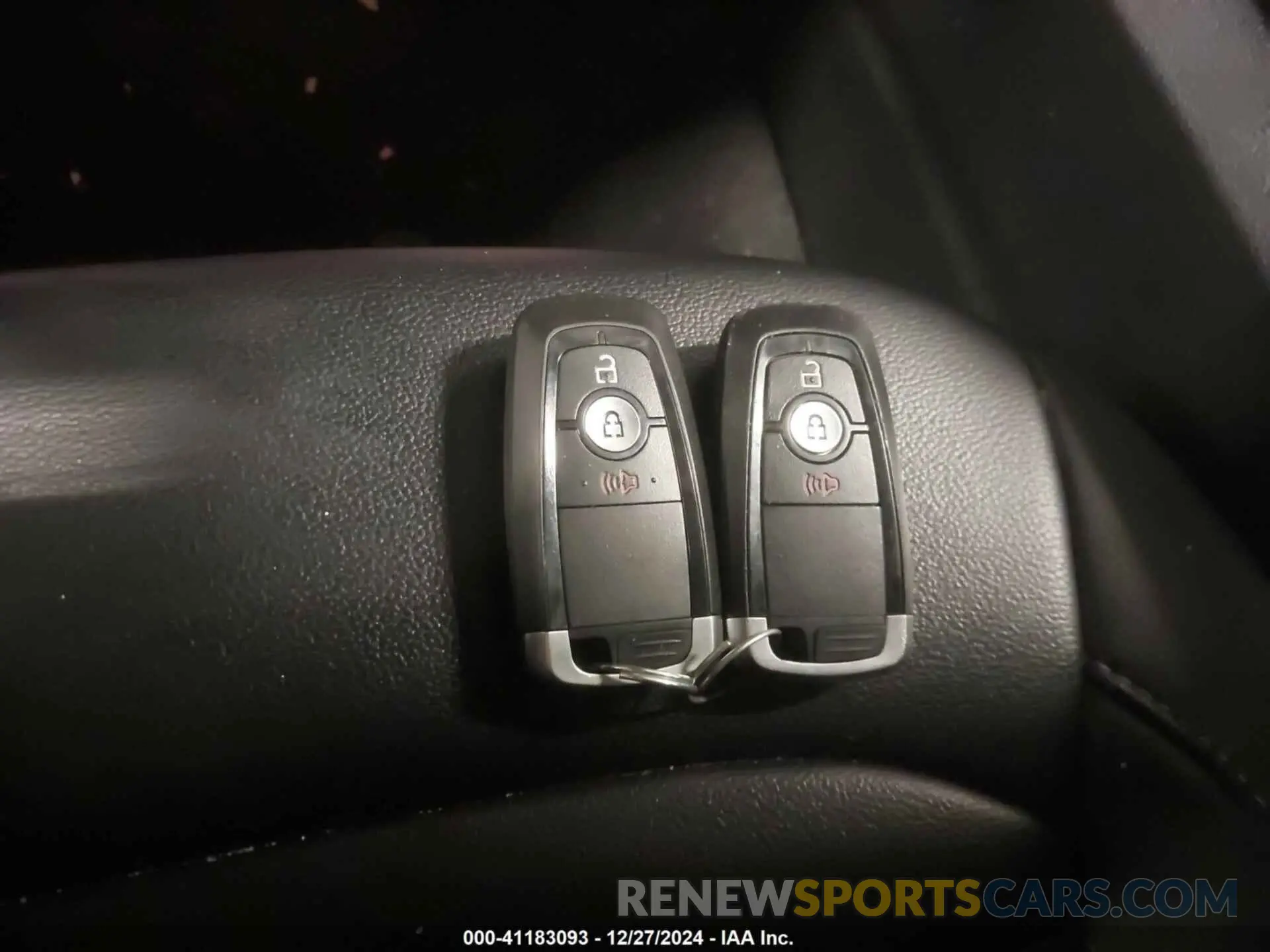 11 Photograph of a damaged car 2FMPK4J97NBA35939 FORD EDGE 2022
