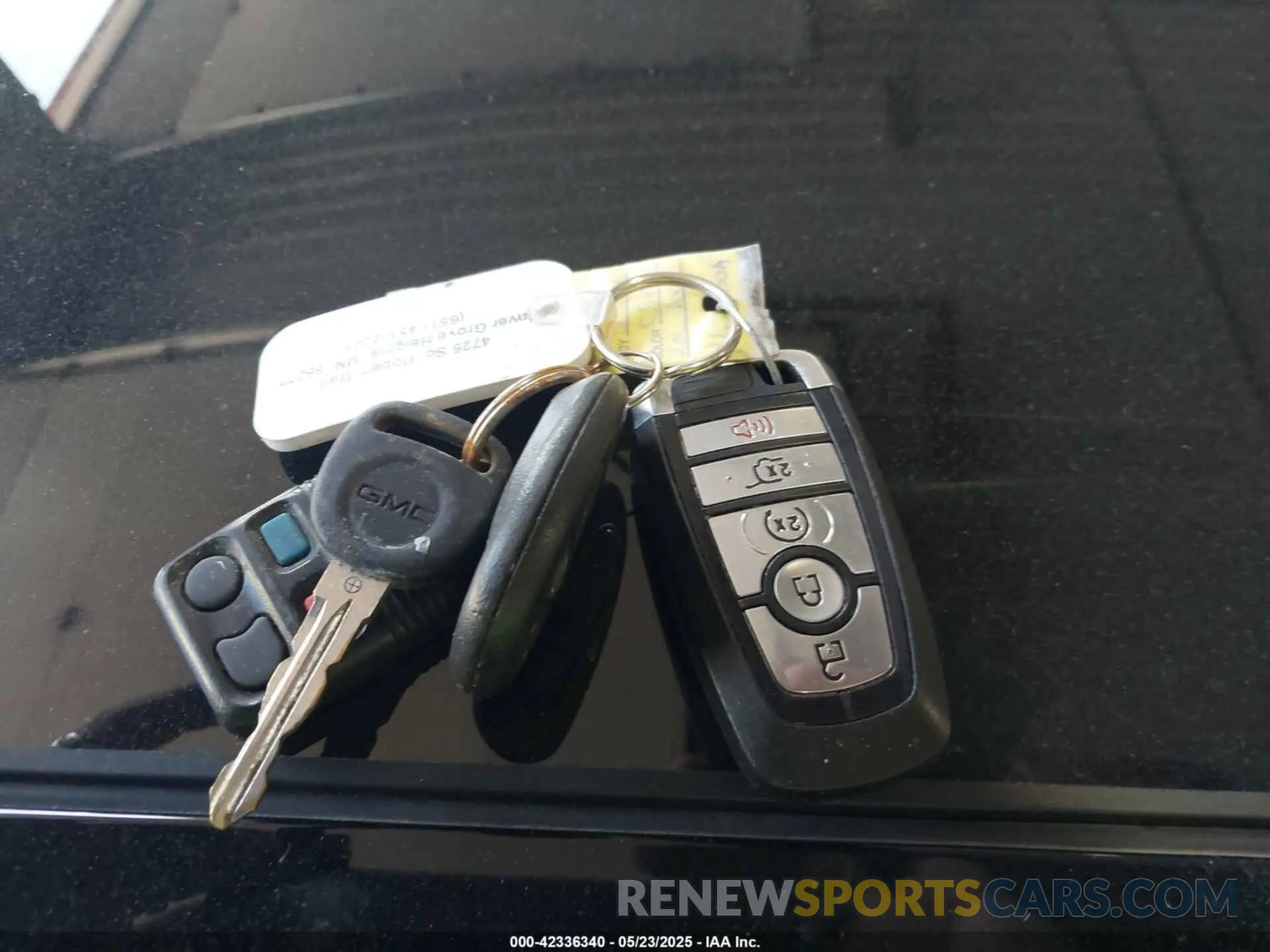 11 Photograph of a damaged car 2FMPK4J97NBA59710 FORD EDGE 2022