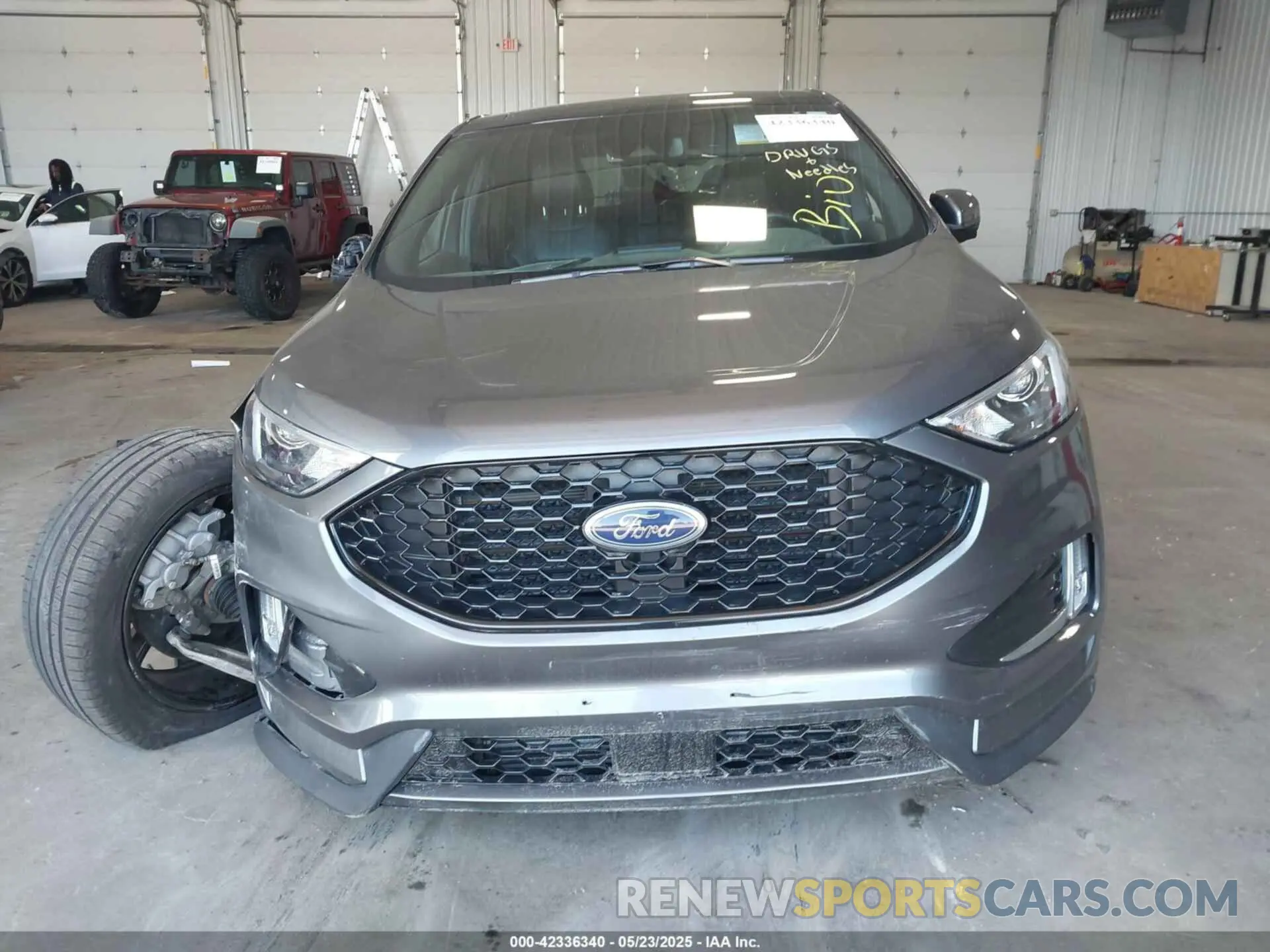 12 Photograph of a damaged car 2FMPK4J97NBA59710 FORD EDGE 2022