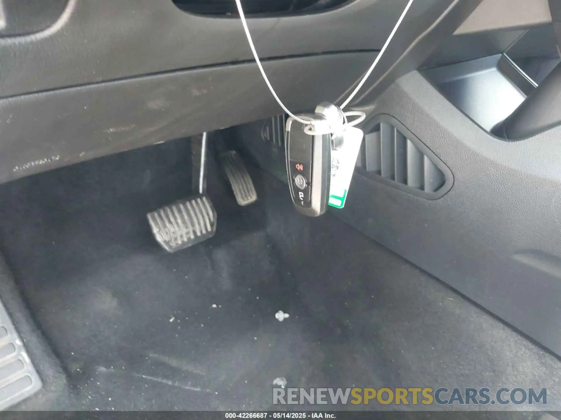 11 Photograph of a damaged car 2FMPK4J97NBB06587 FORD EDGE 2022